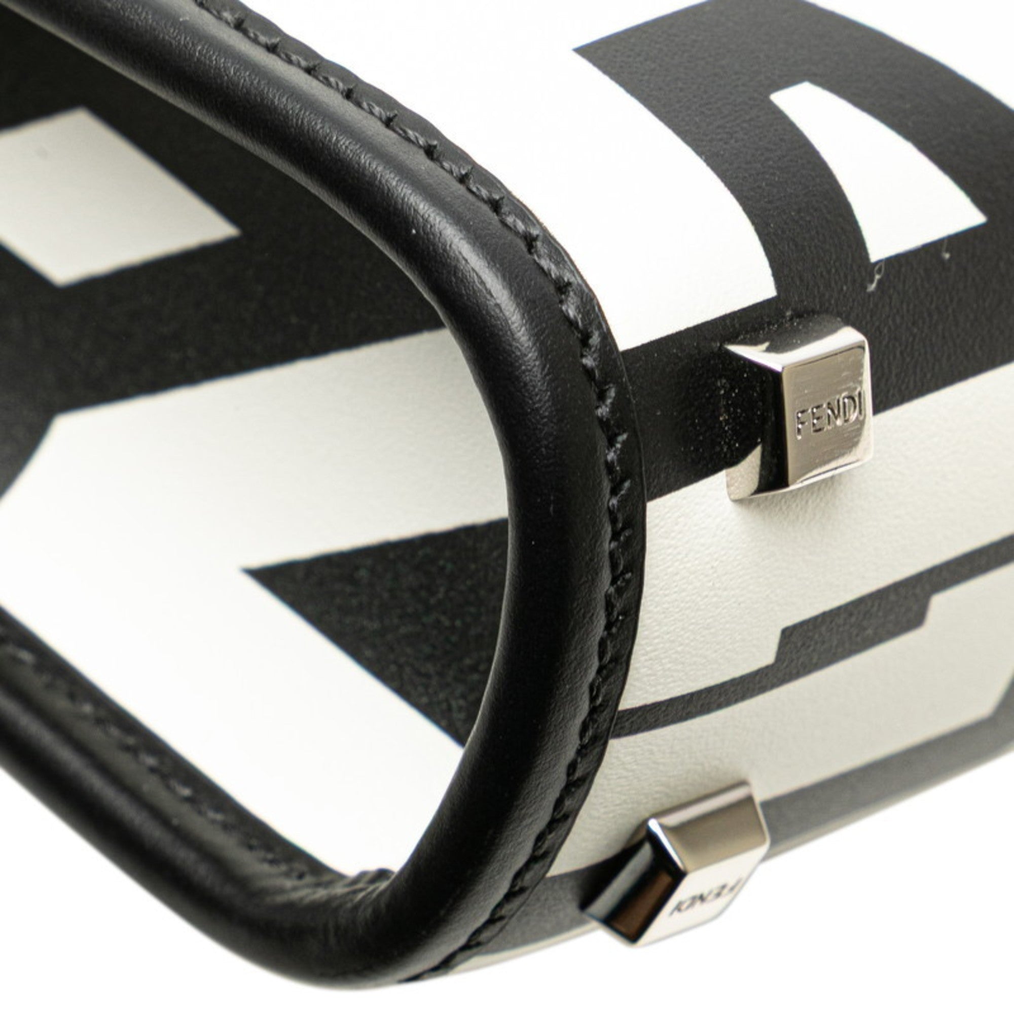 Fendi Black White Leather Handbag Shoulder Bag (Pre-Owned)