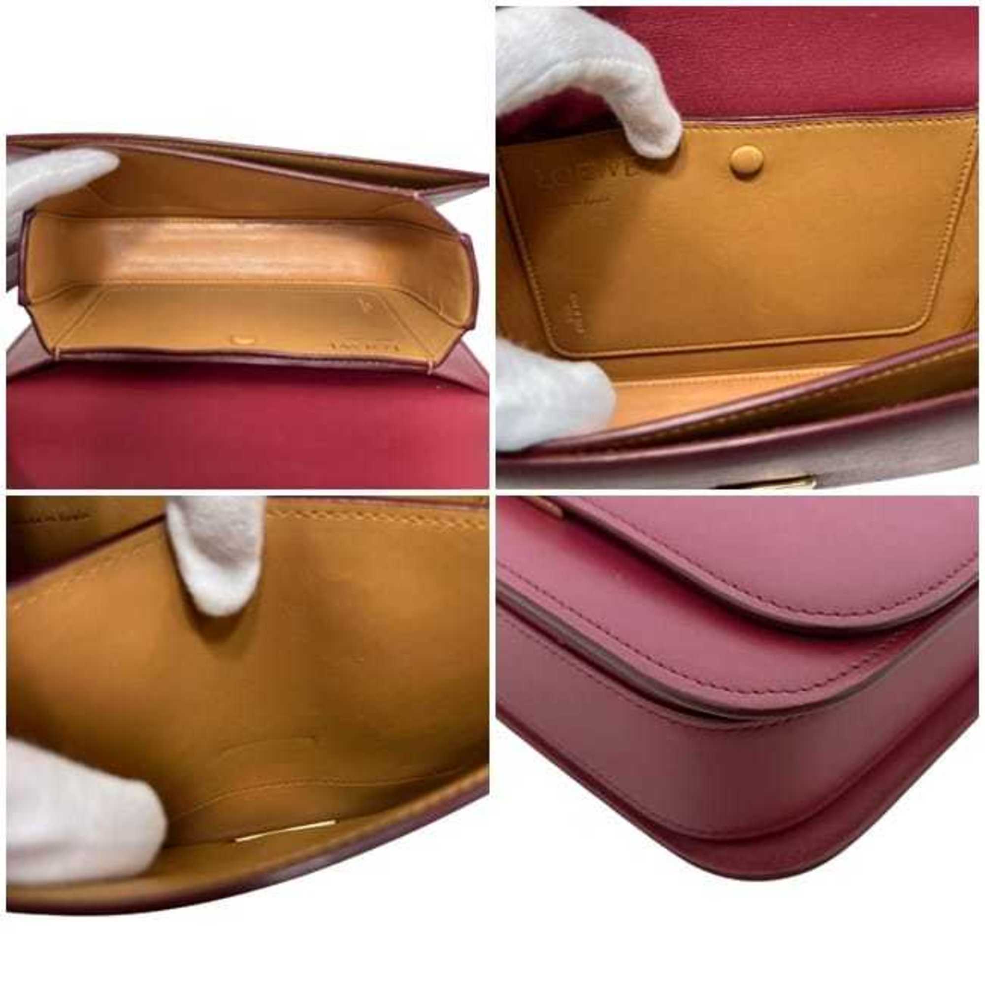 Loewe Red Color Leather Shoulder Bag (Pre-Owned)