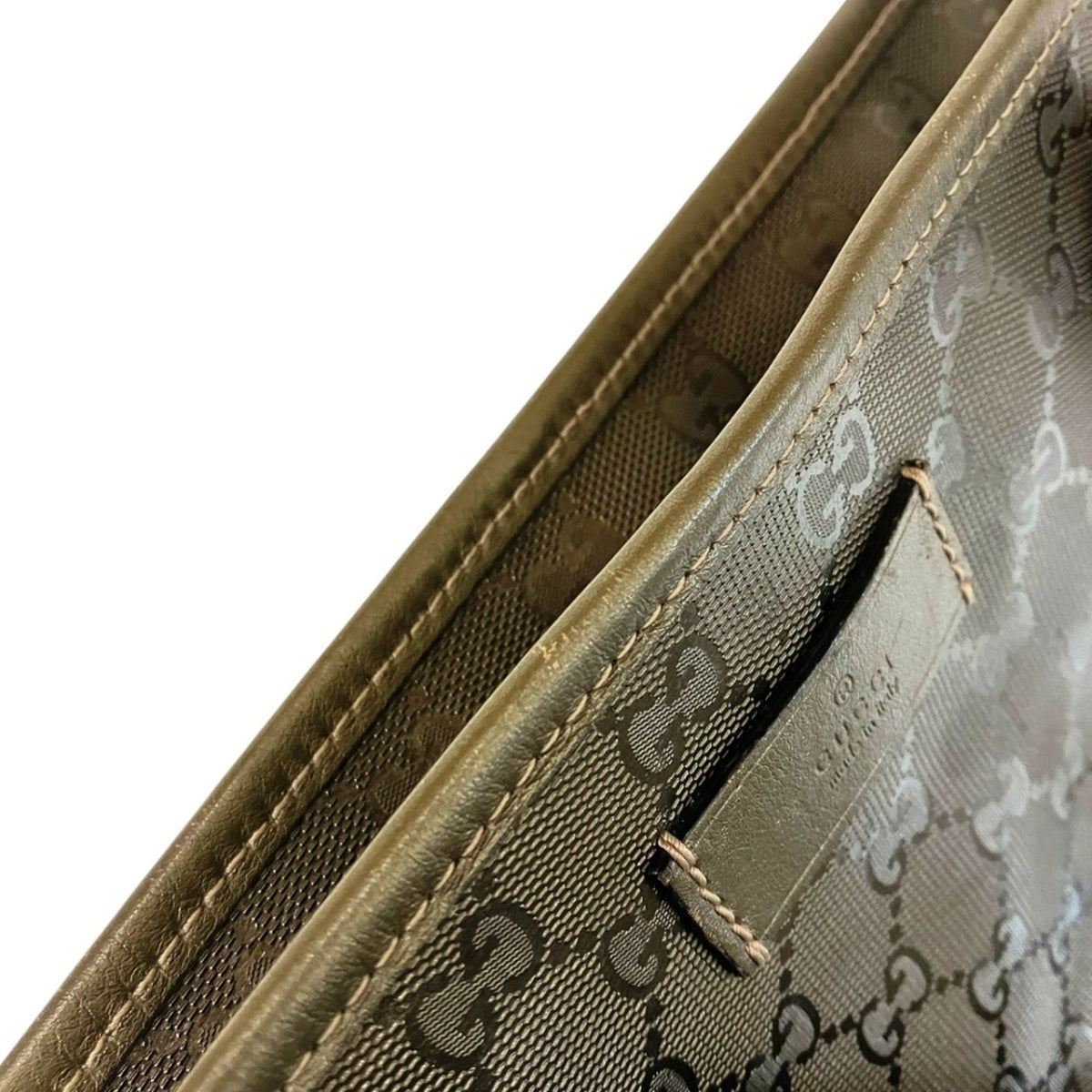 Gucci Gg Imprimé Gold Pvc Leather Tote Bag (Pre-Owned)