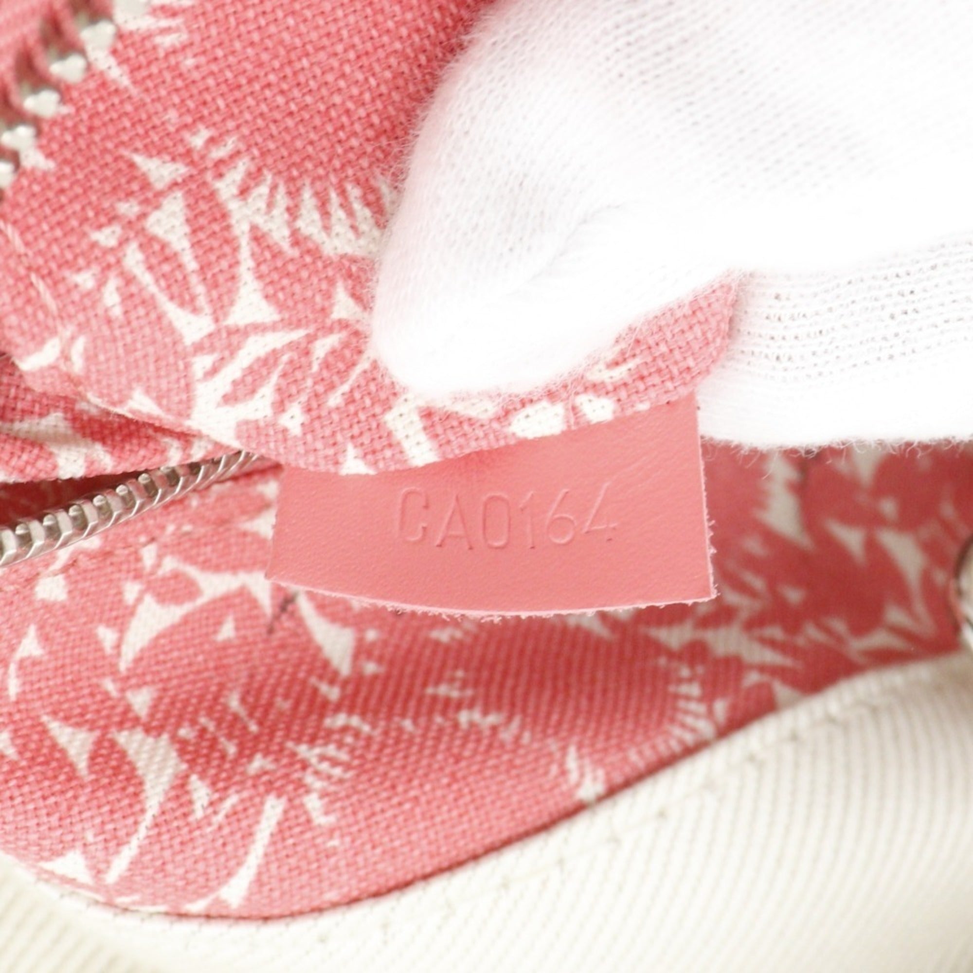 Louis Vuitton Corail Ivory Pink White Canvas Tote Bag (Pre-Owned)