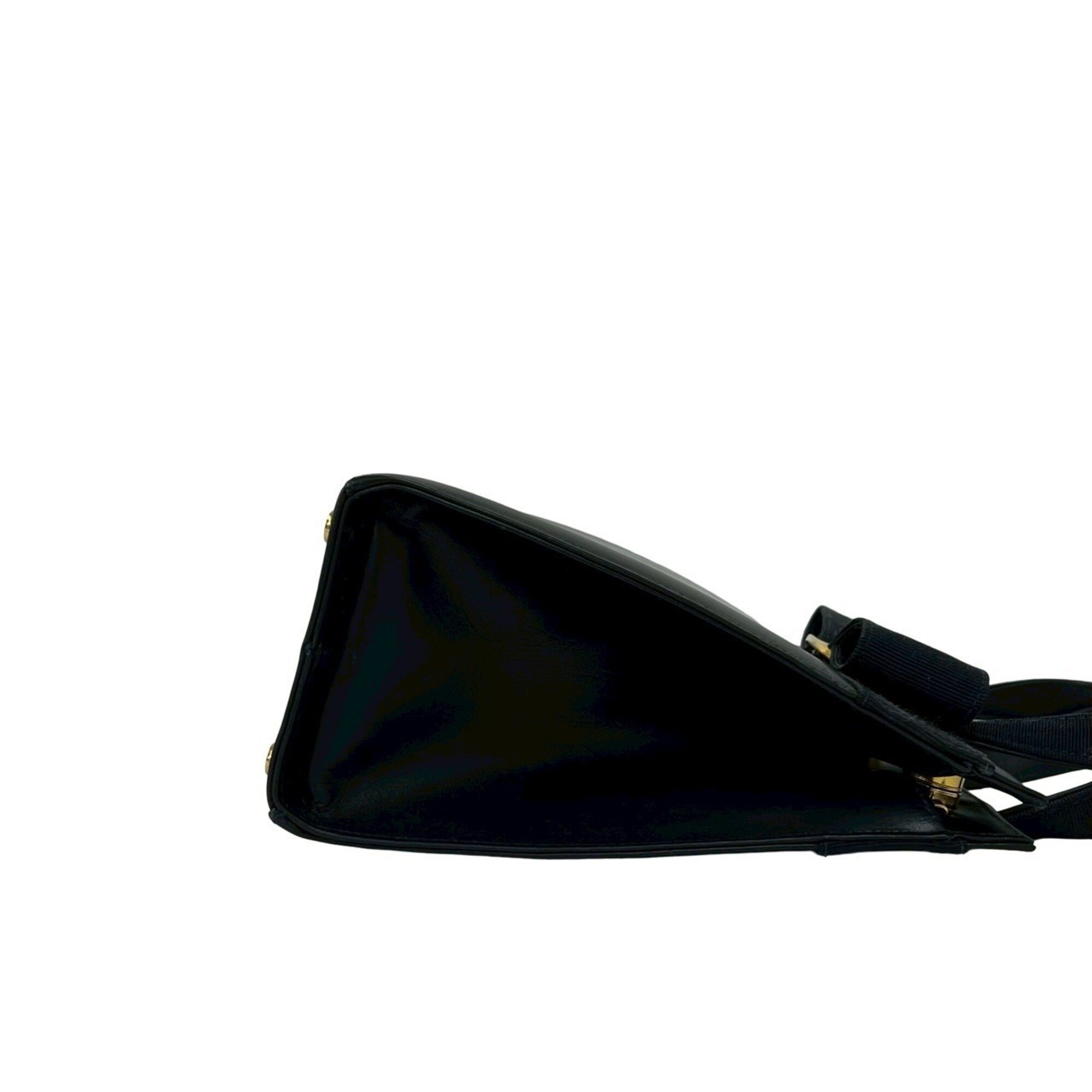 Salvatore Ferragamo Black Leather Handbag Shoulder Bag (Pre-Owned)