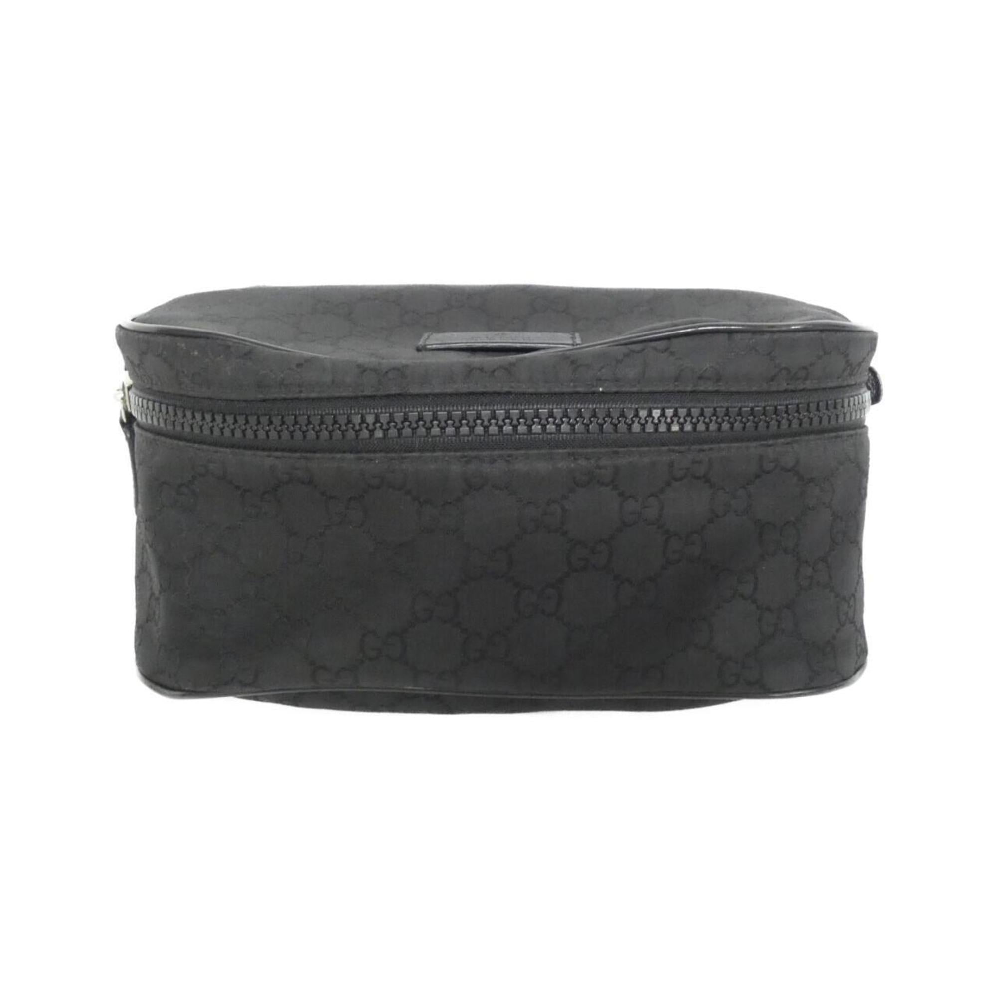 Gucci Black Nylon Shoulder Bag (Pre-Owned)