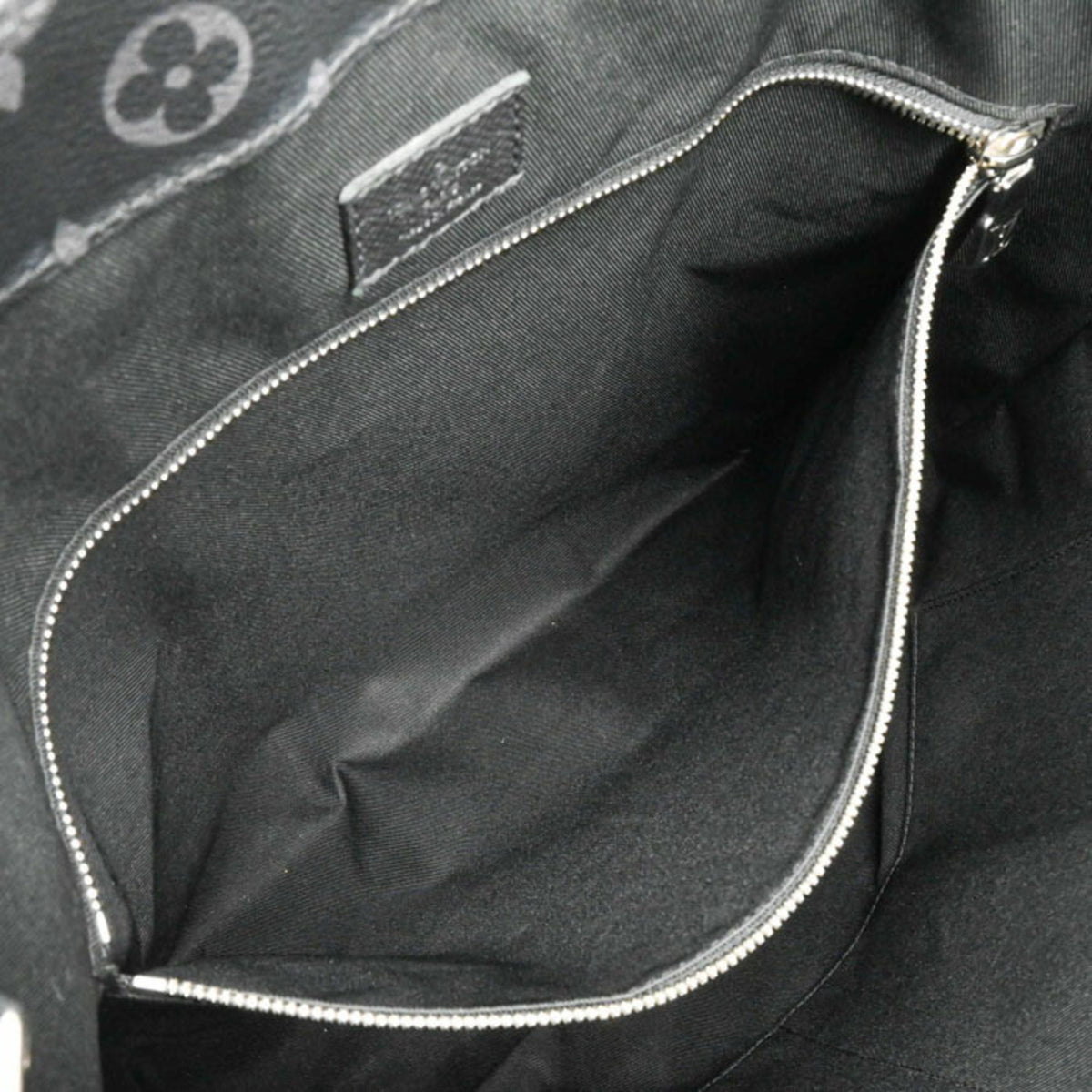 Louis Vuitton Taigarama Black Taigarama Handbag Tote Bag (Pre-Owned)