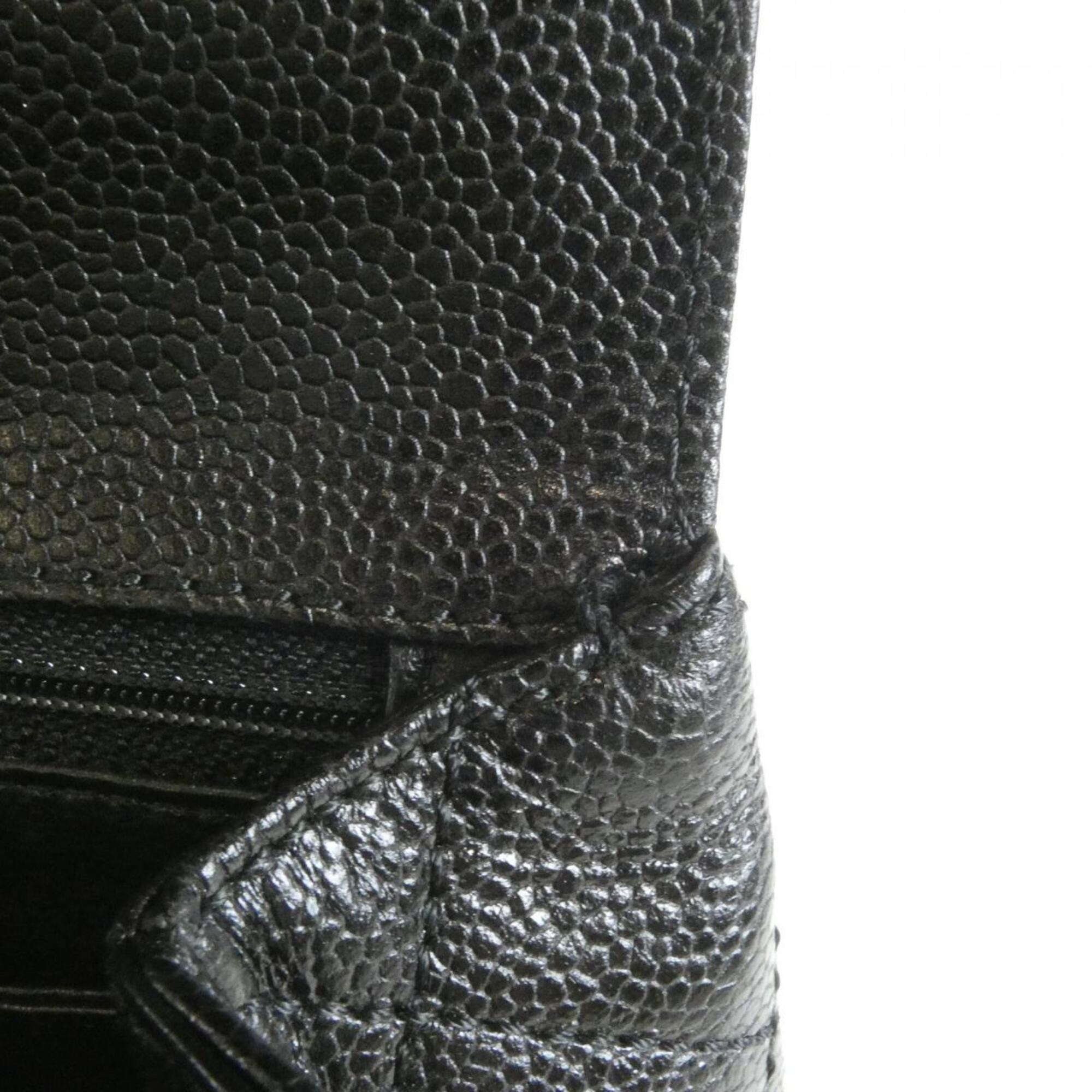 Chanel Black Grained Calfskin Handbag (Pre-Owned)