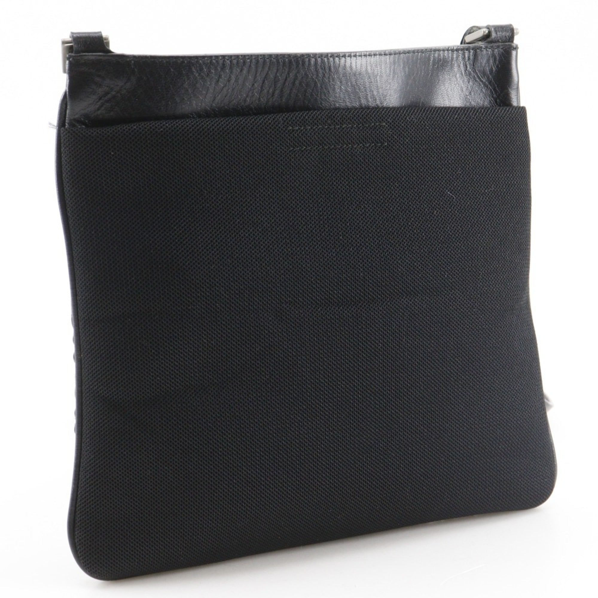Prada Black Nylon Leather Pochette Shoulder Bag (Pre-Owned)