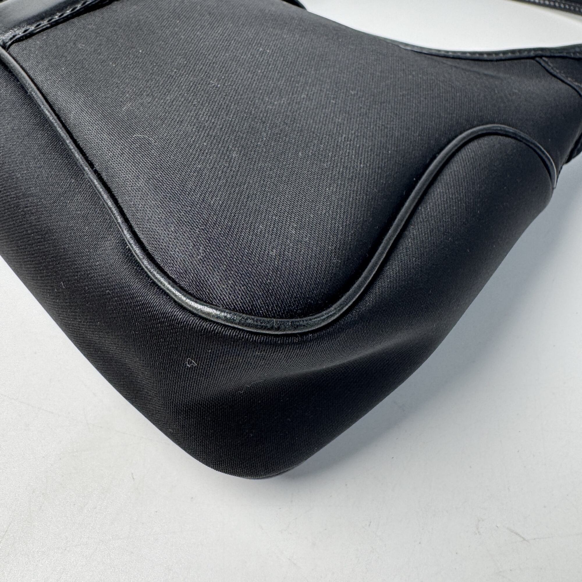 Salvatore Ferragamo Black Nylon Handbag (Pre-Owned)