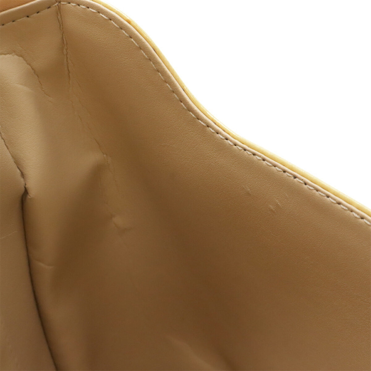 Louis Vuitton Monogram Vernis Beige Shoulder Bag (Pre-Owned)