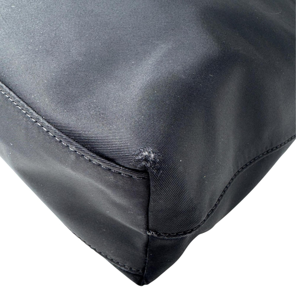 Burberry Black Nylon Shoulder Bag Tote Bag (Pre-Owned)