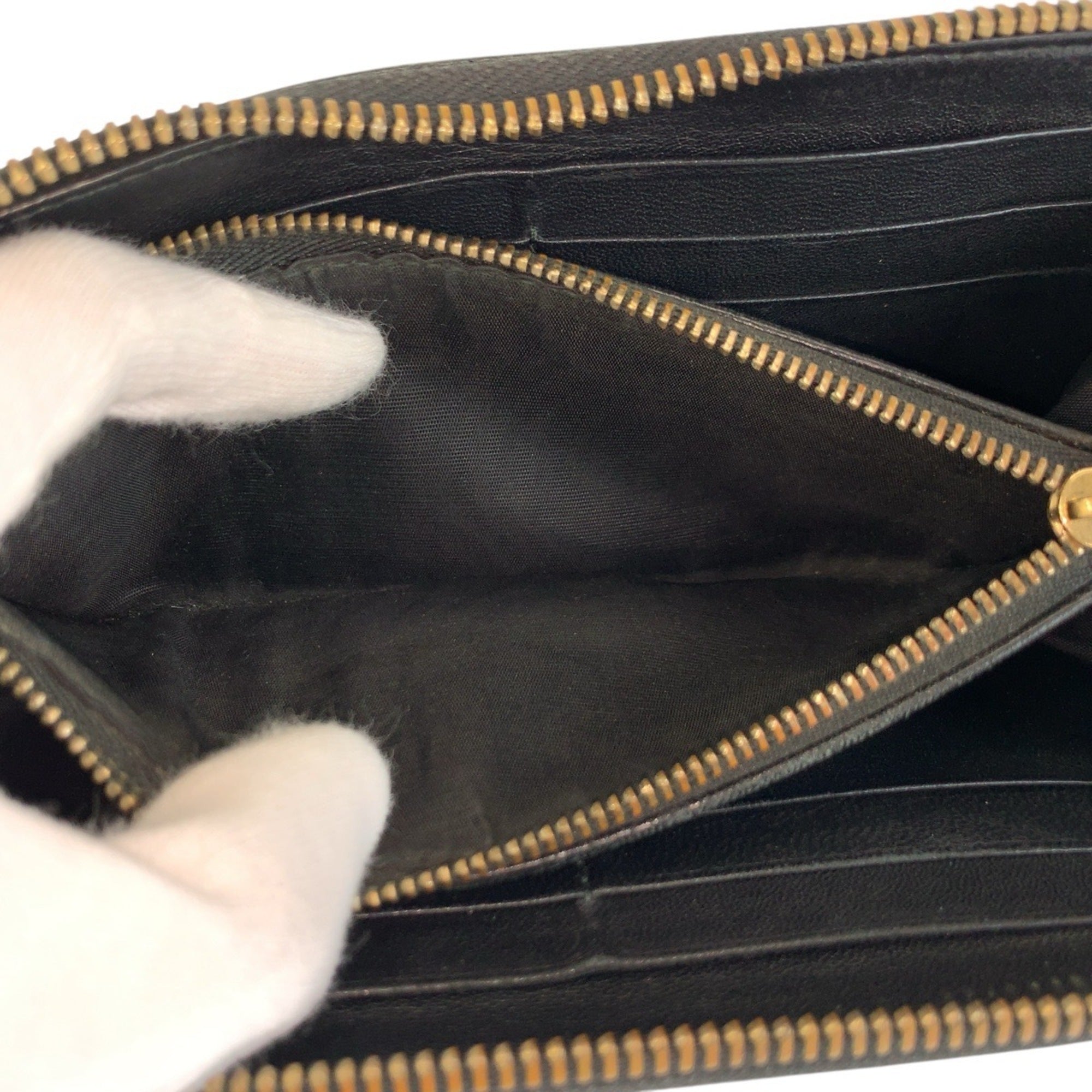 Bvlgari Black Leather Long Wallet (Bi-Fold) (Pre-Owned)