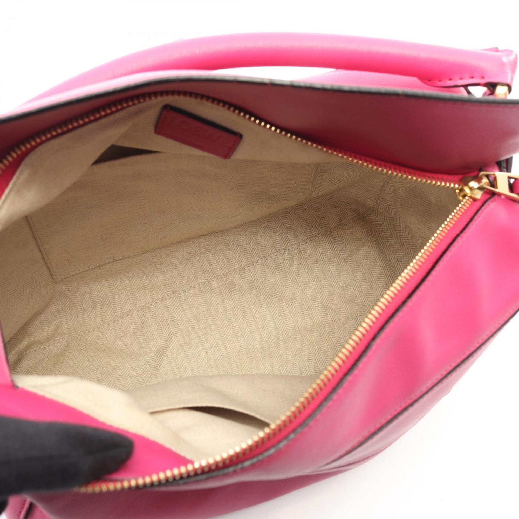 Loewe Pink Leather Handbag (Pre-Owned)