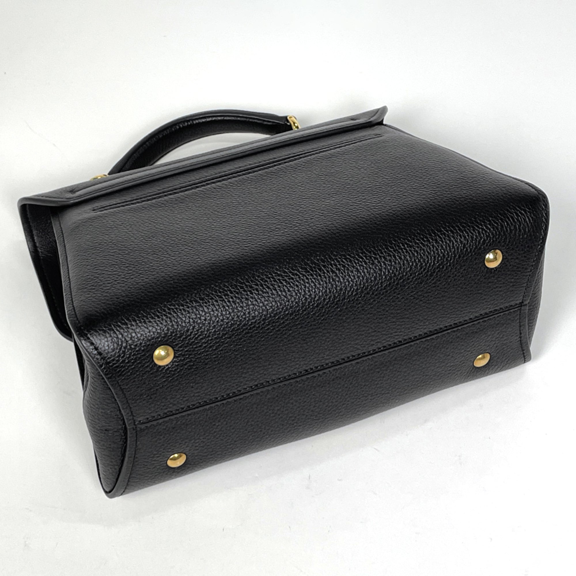 Salvatore Ferragamo Gancini Black Leather Handbag Shoulder Bag (Pre-Owned)