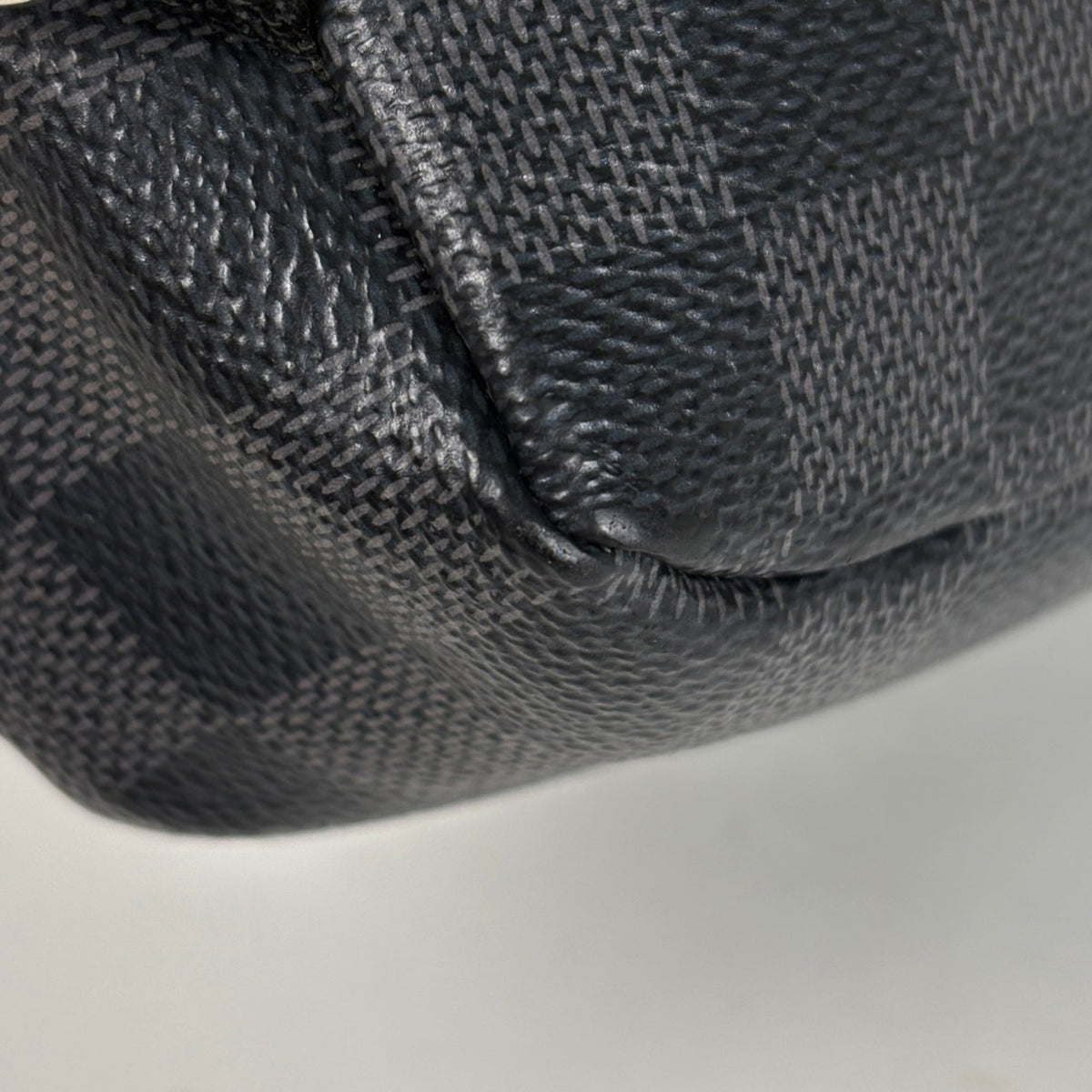 Louis Vuitton Damier Graphite Black Noir Damier Graphite Shoulder Bag Sling Bag (Pre-Owned)