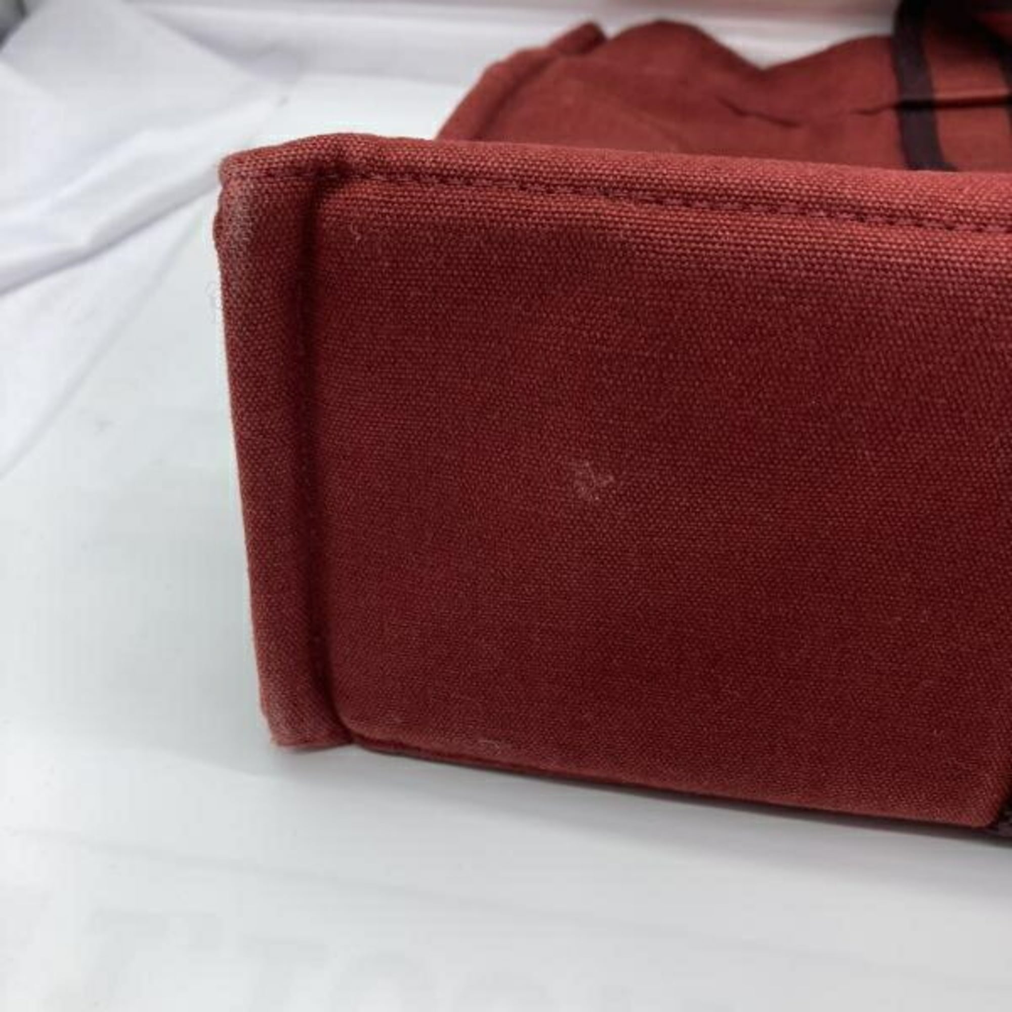 Hermes Fourre Tout Red Color Tote Bag (Pre-Owned)