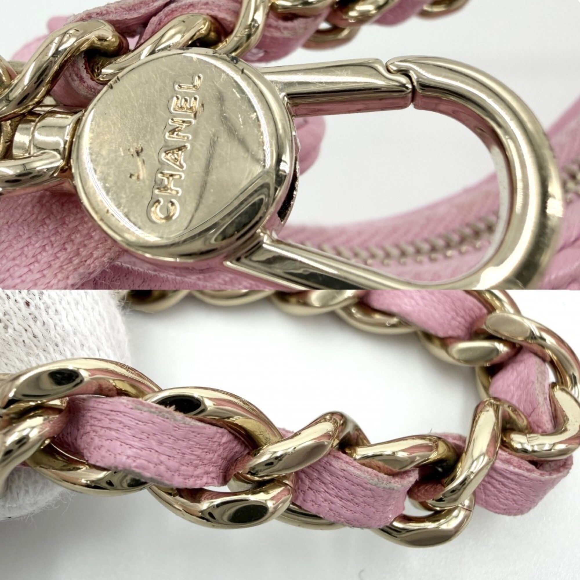 Chanel Pink Leather Pochette Shoulder Bag (Pre-Owned)
