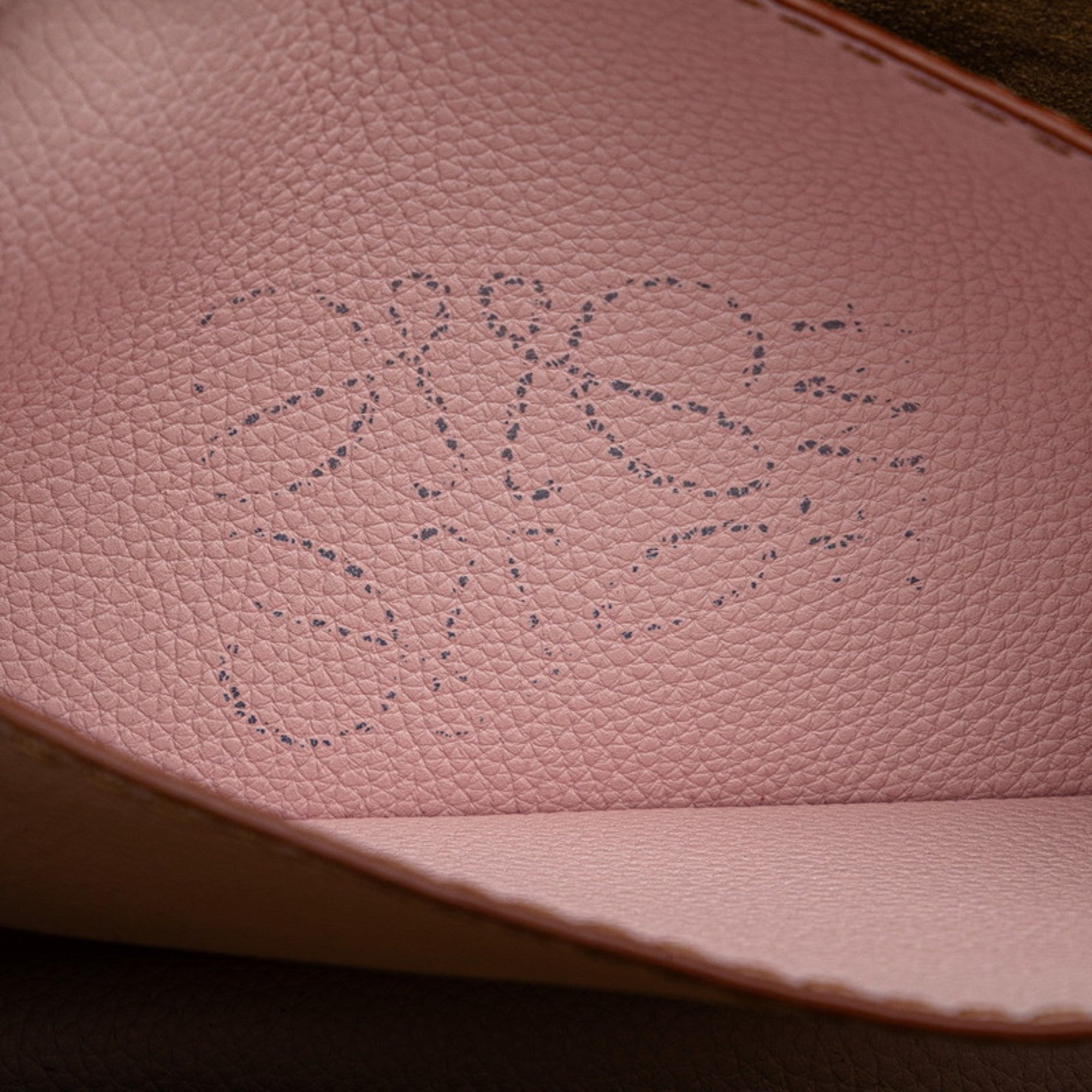 Loewe Barcelona Brown Pink Leather Shoulder Bag (Pre-Owned)