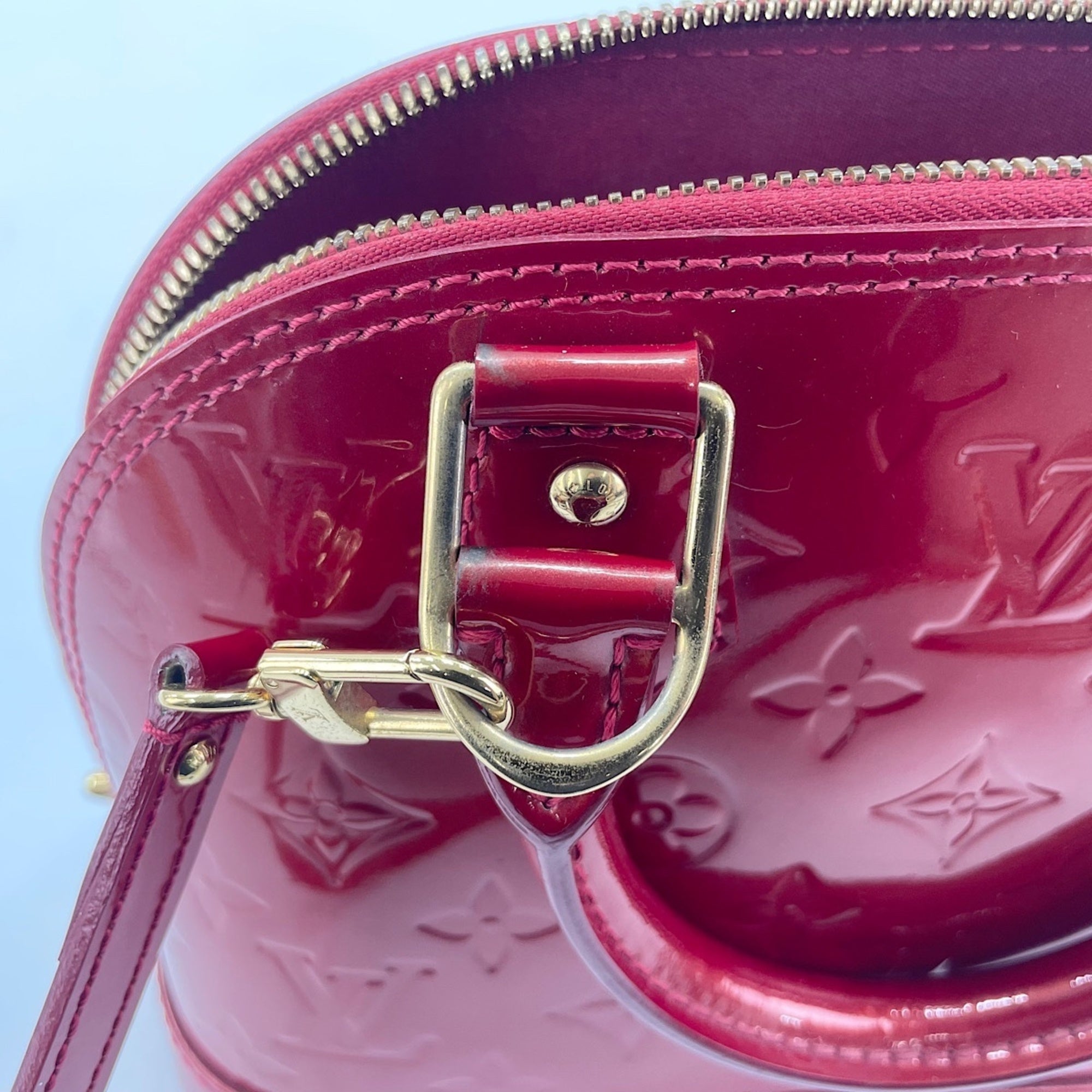 Louis Vuitton Red Color Handbag (Pre-Owned)