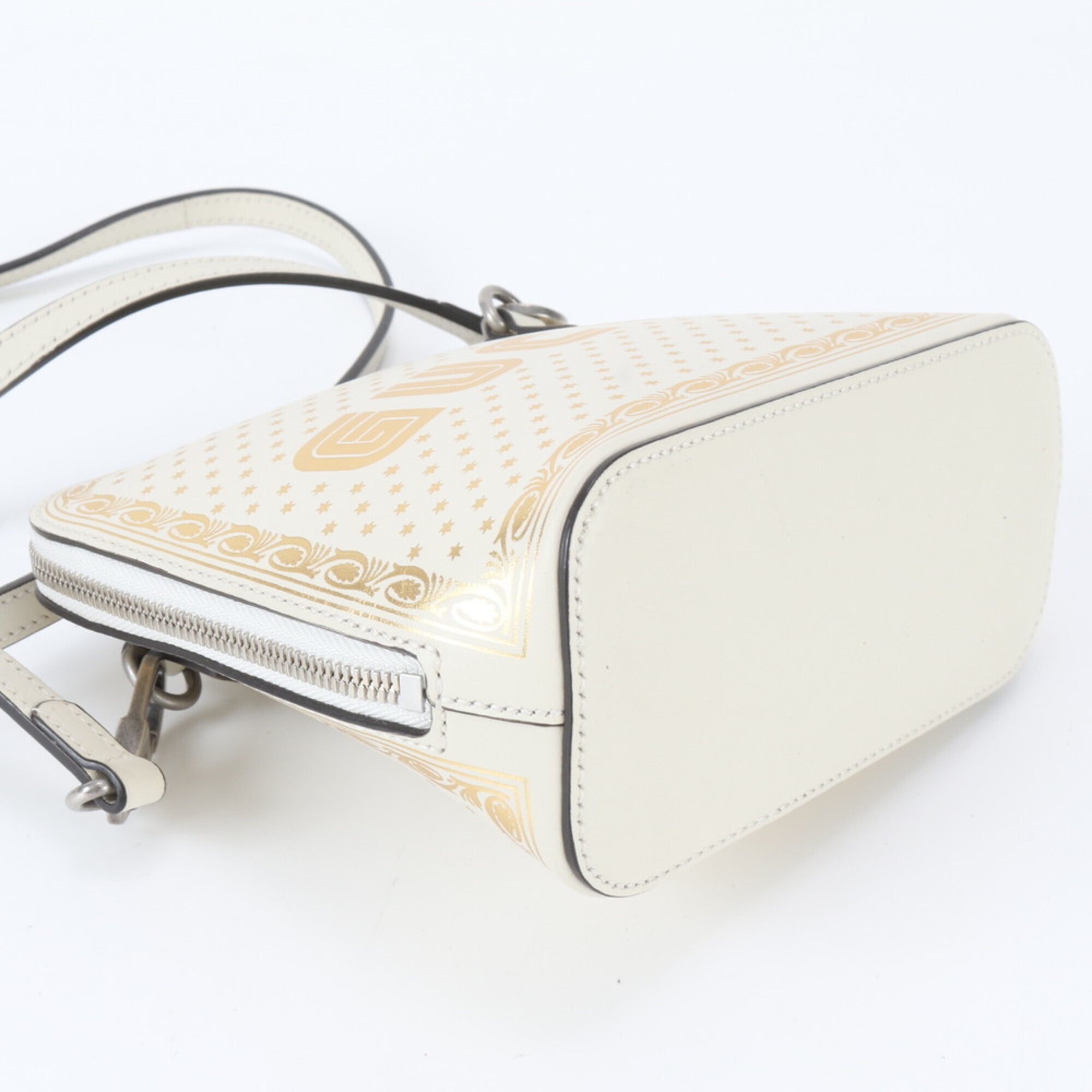 Gucci Ivory Leather Shoulder Bag (Pre-Owned)