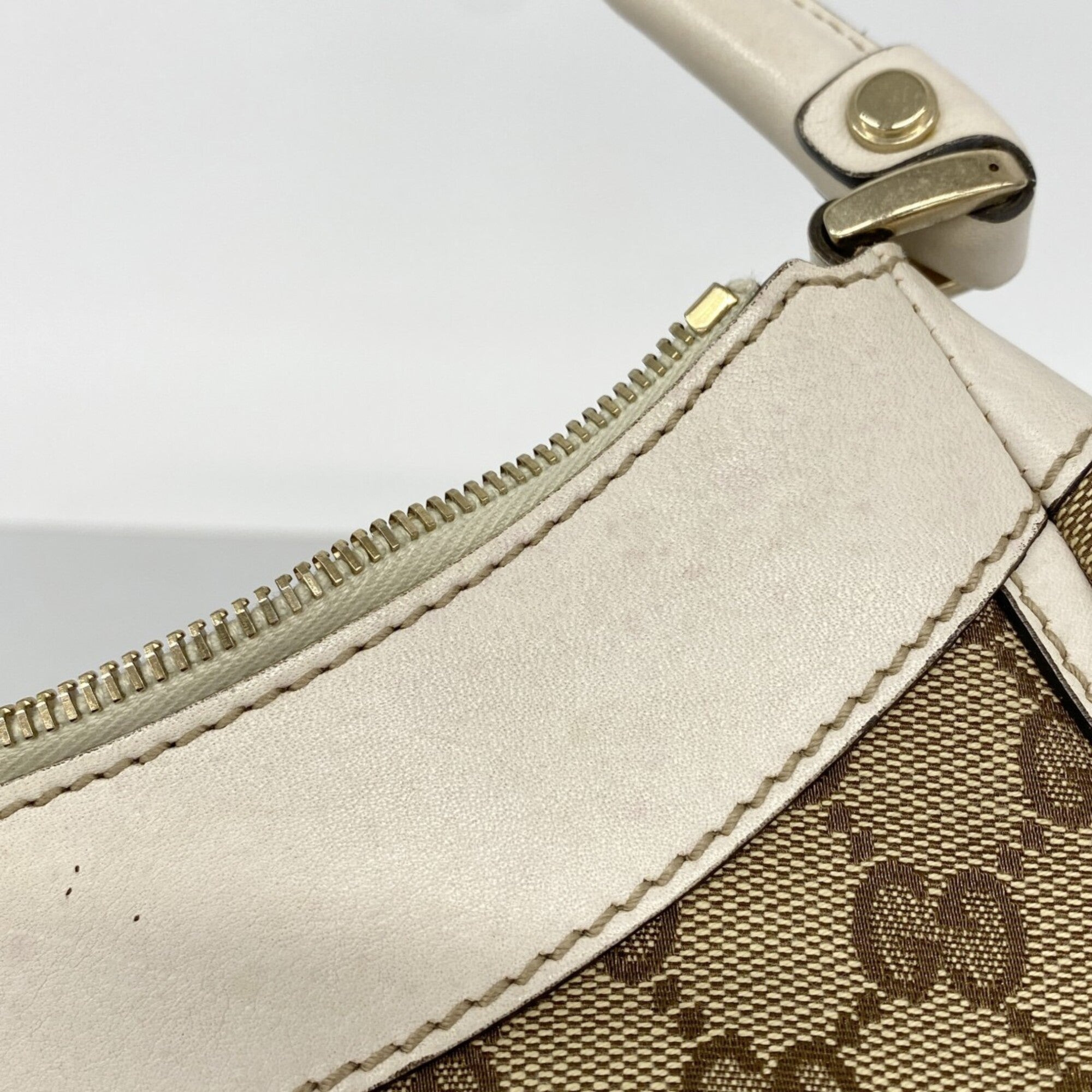 Gucci Beige Canvas Handbag (Pre-Owned)
