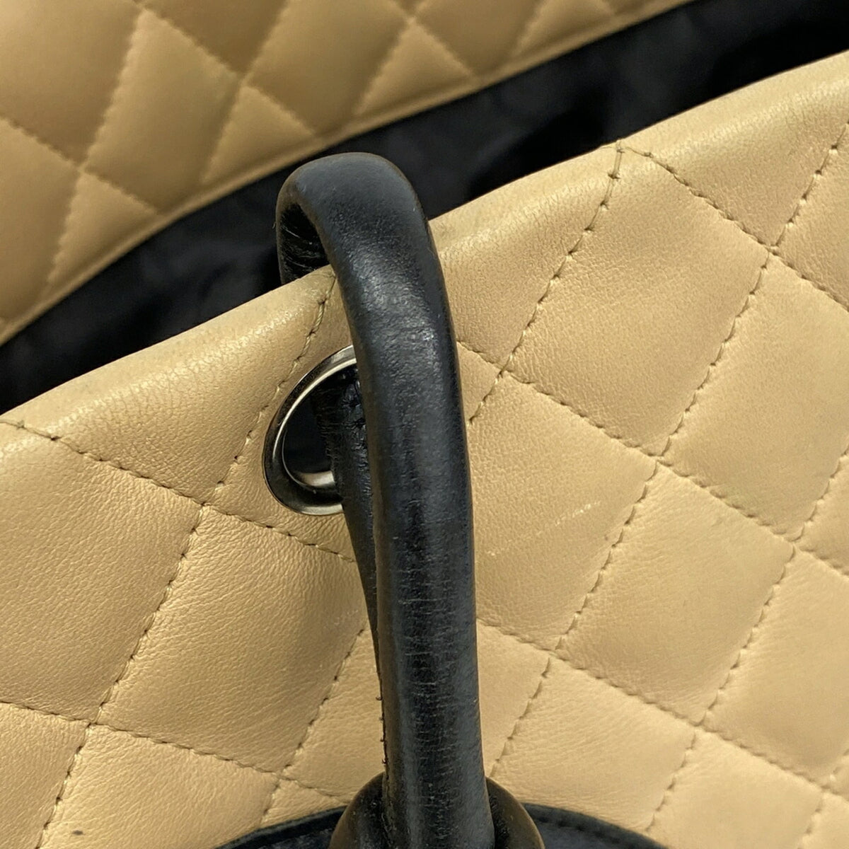 Chanel Beige Black Leather Tote Bag (Pre-Owned)