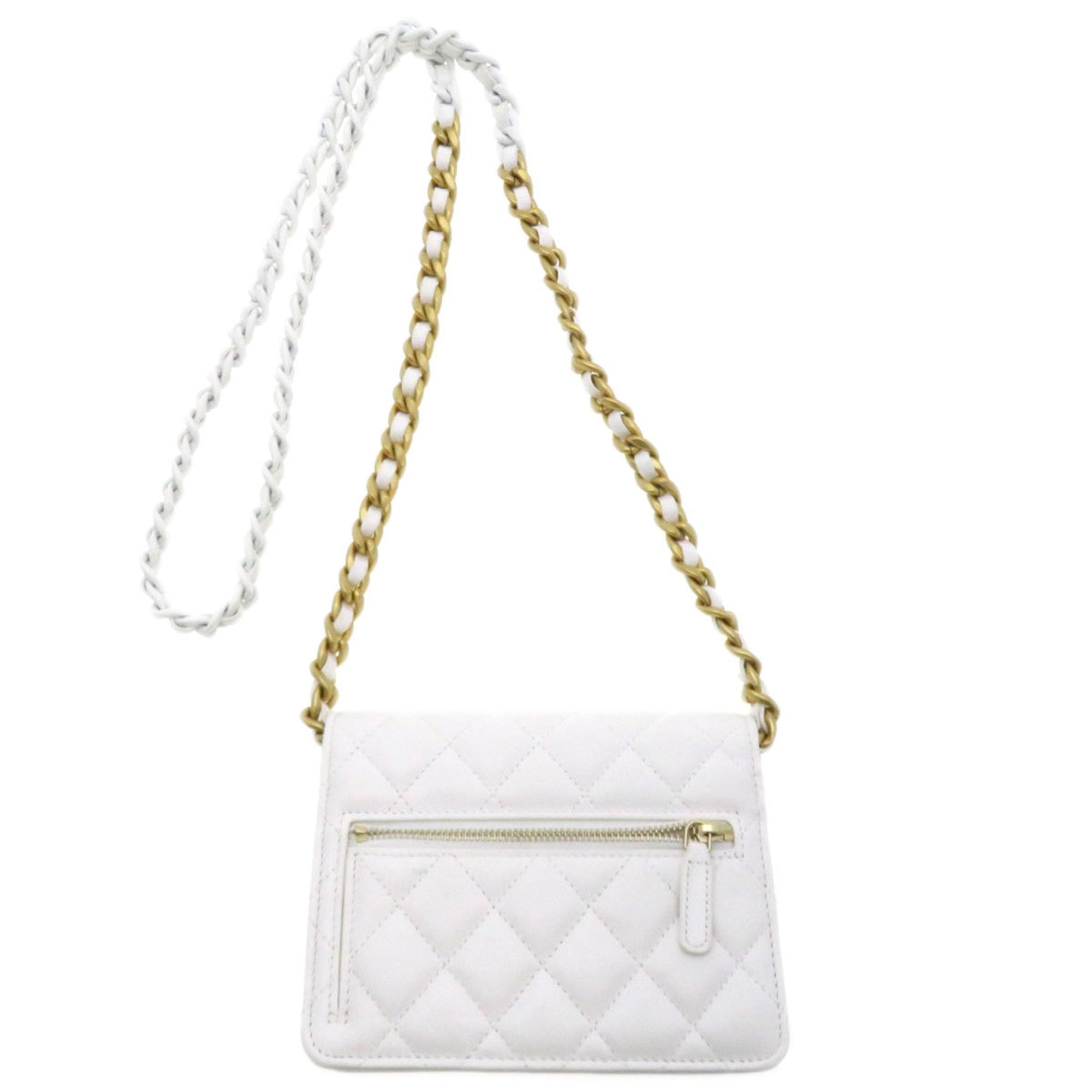 Chanel Matelasse White Leather Shoulder Bag (Pre-Owned)