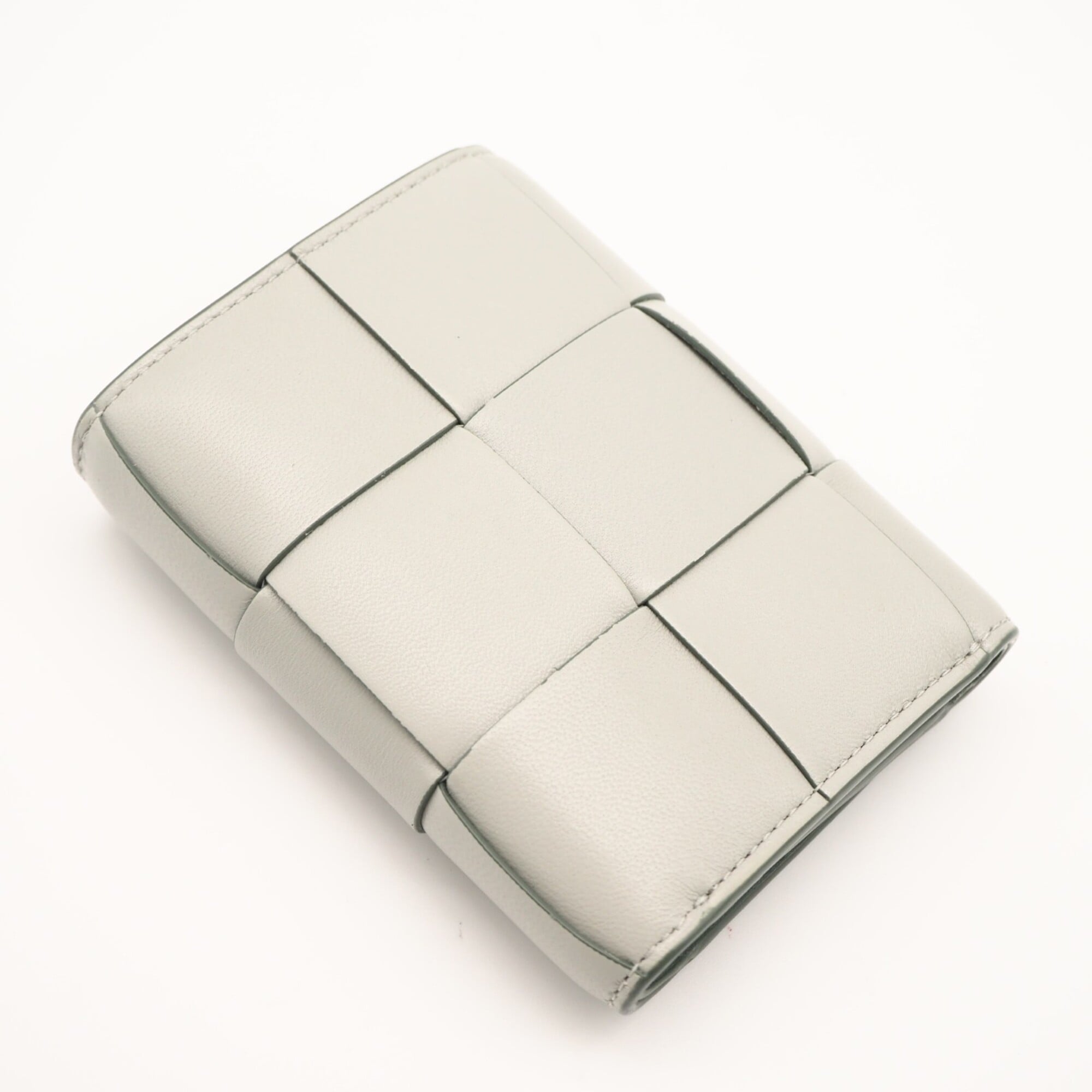 Bottega Veneta Gray Green Leather Wallet (Tri-Fold) (Pre-Owned)