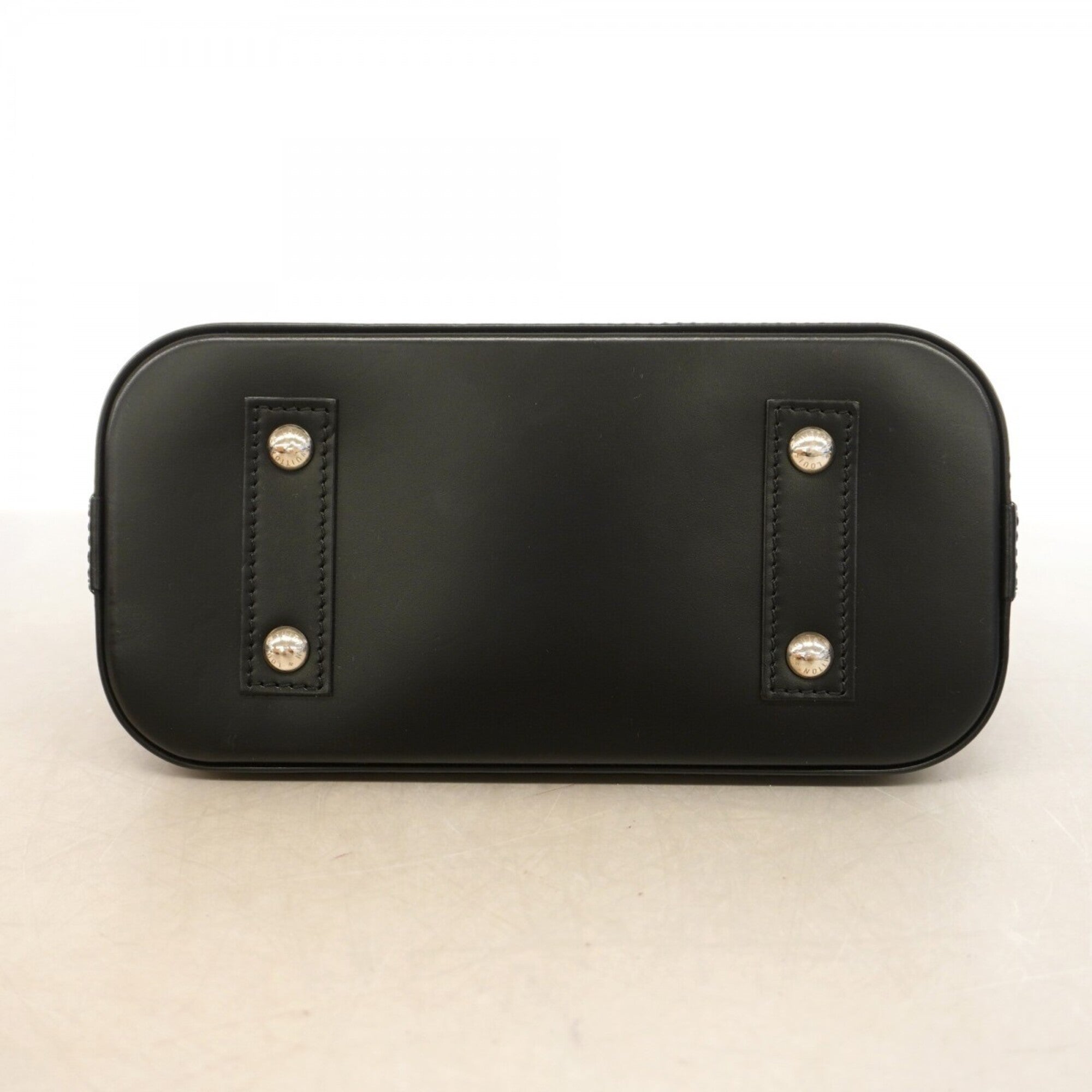 Louis Vuitton Noir Handbag (Pre-Owned)