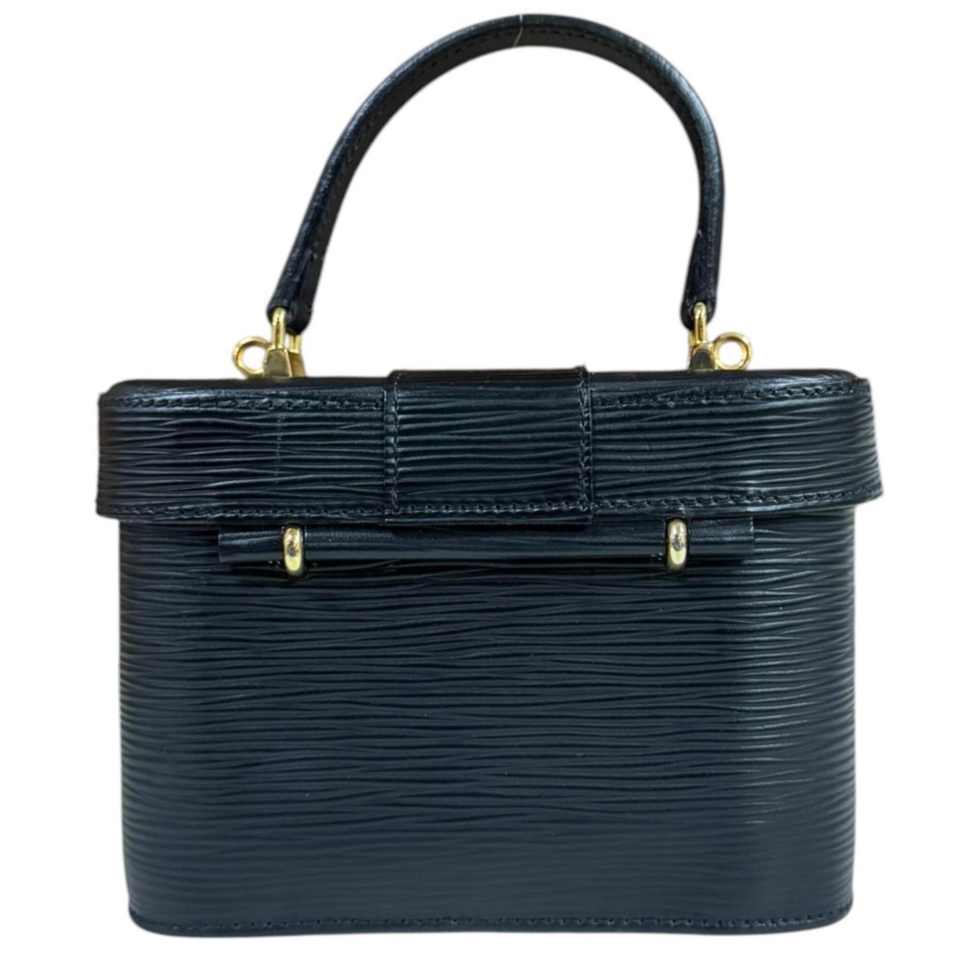 Fendi Black Leather Shoulder Bag (Pre-Owned)