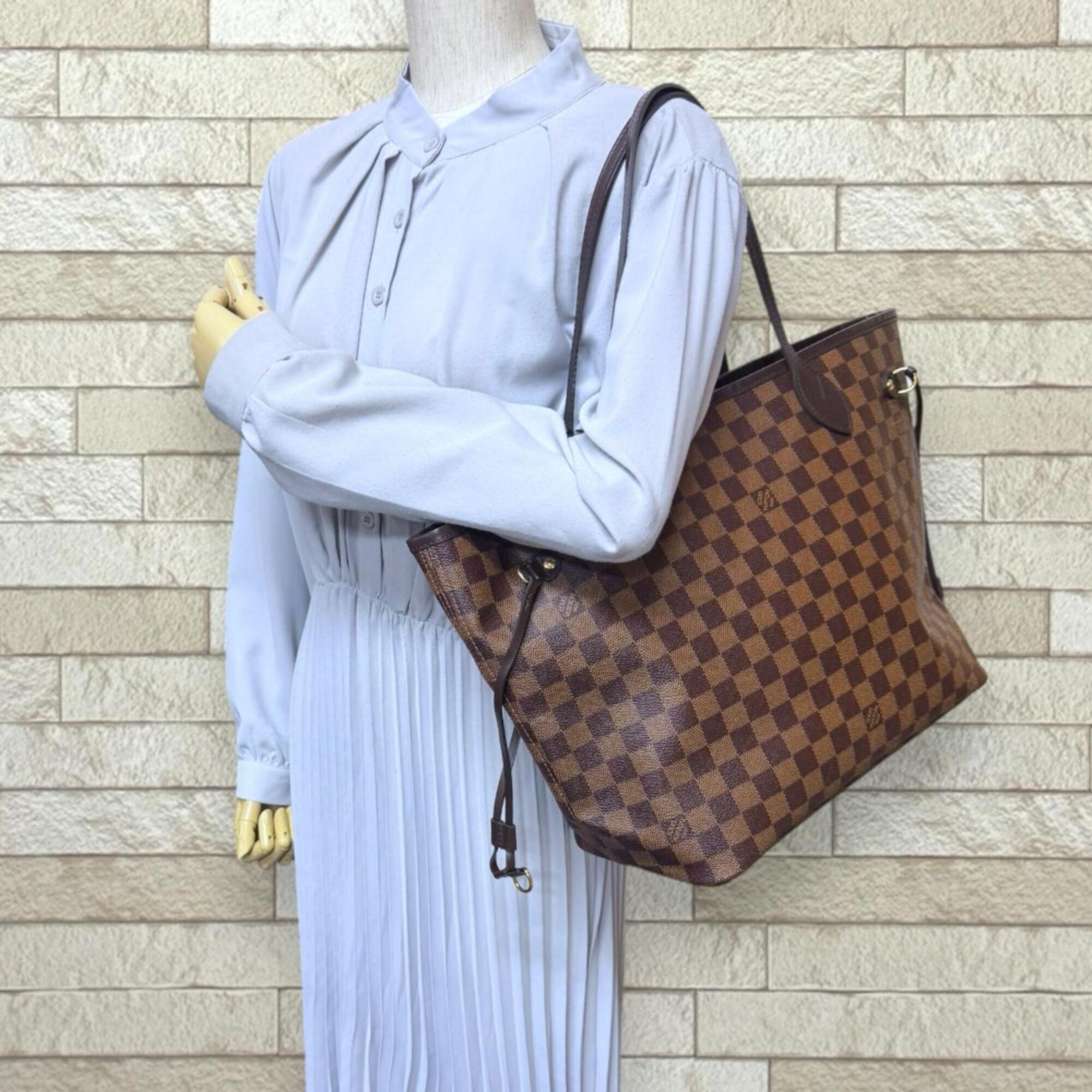 Louis Vuitton Brown Cerise Damier Canvas Pouch Tote Bag (Pre-Owned)