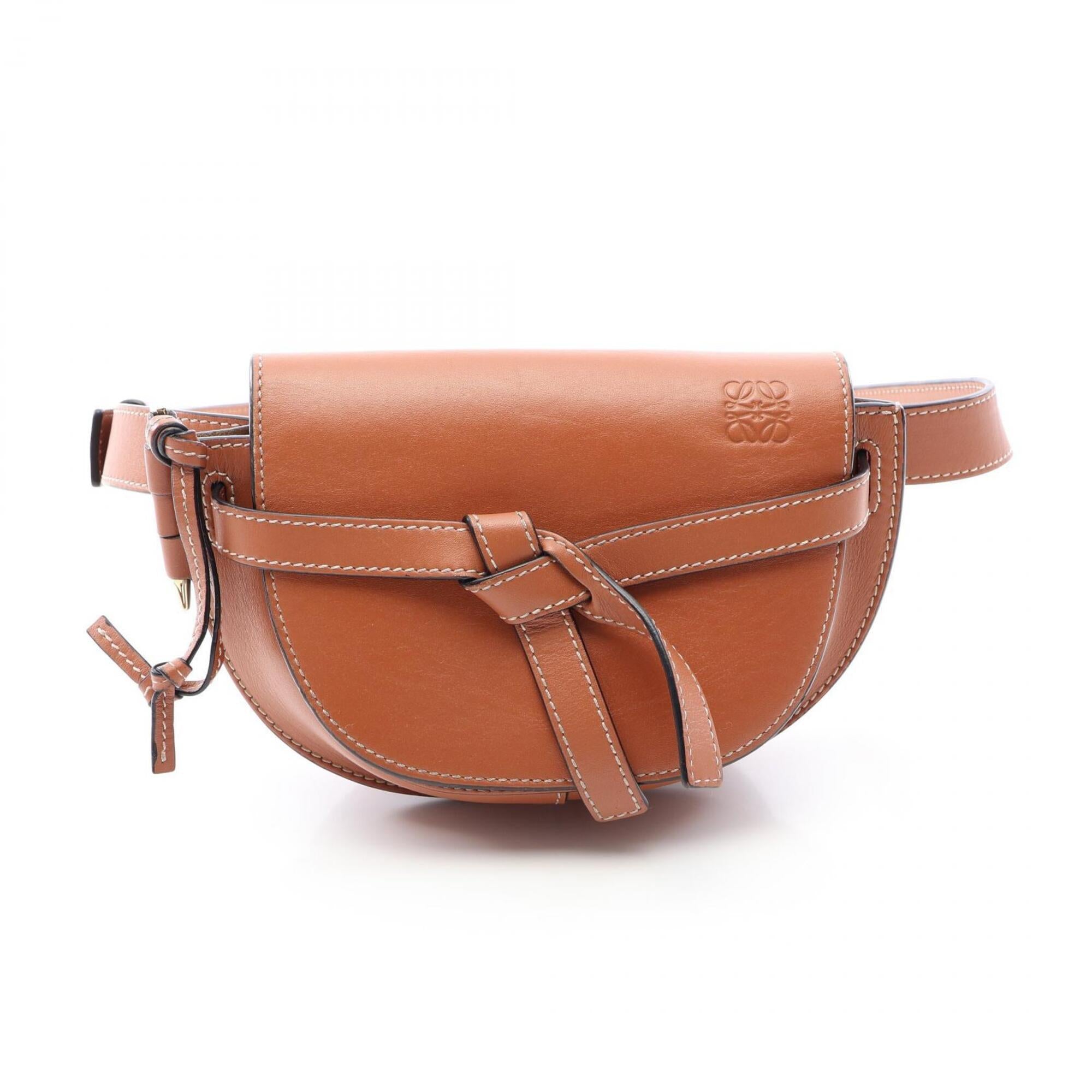 Loewe Brown Leather Fanny Pack (Pre-Owned)