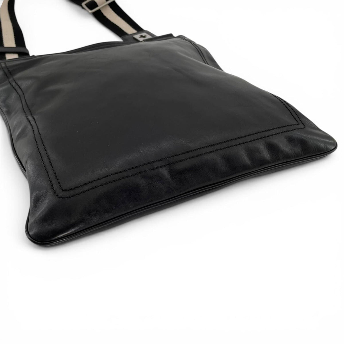 Bally Black Leather Canvas Shoulder Bag (Pre-Owned)