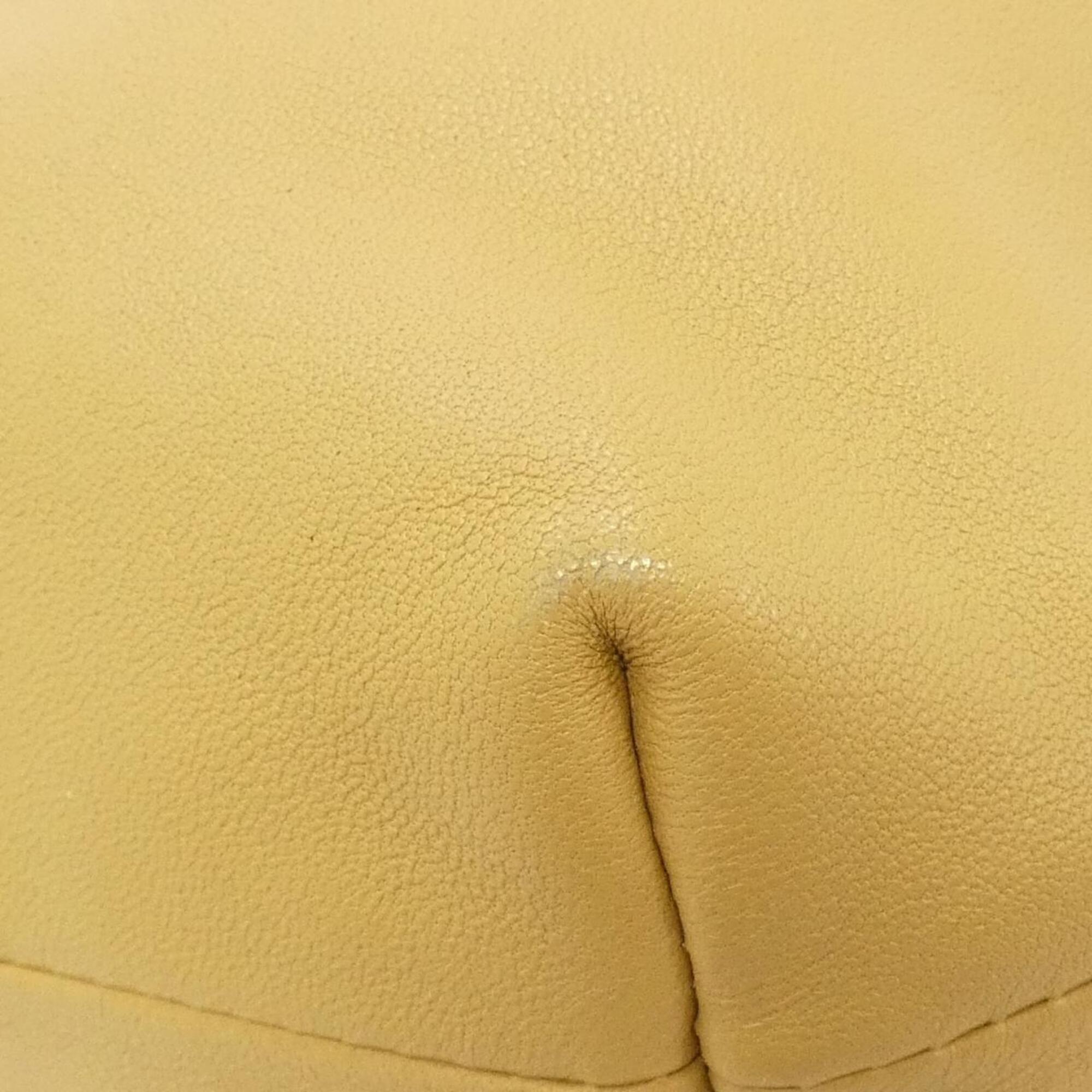 Loewe Yellow Leather Handbag (Pre-Owned)