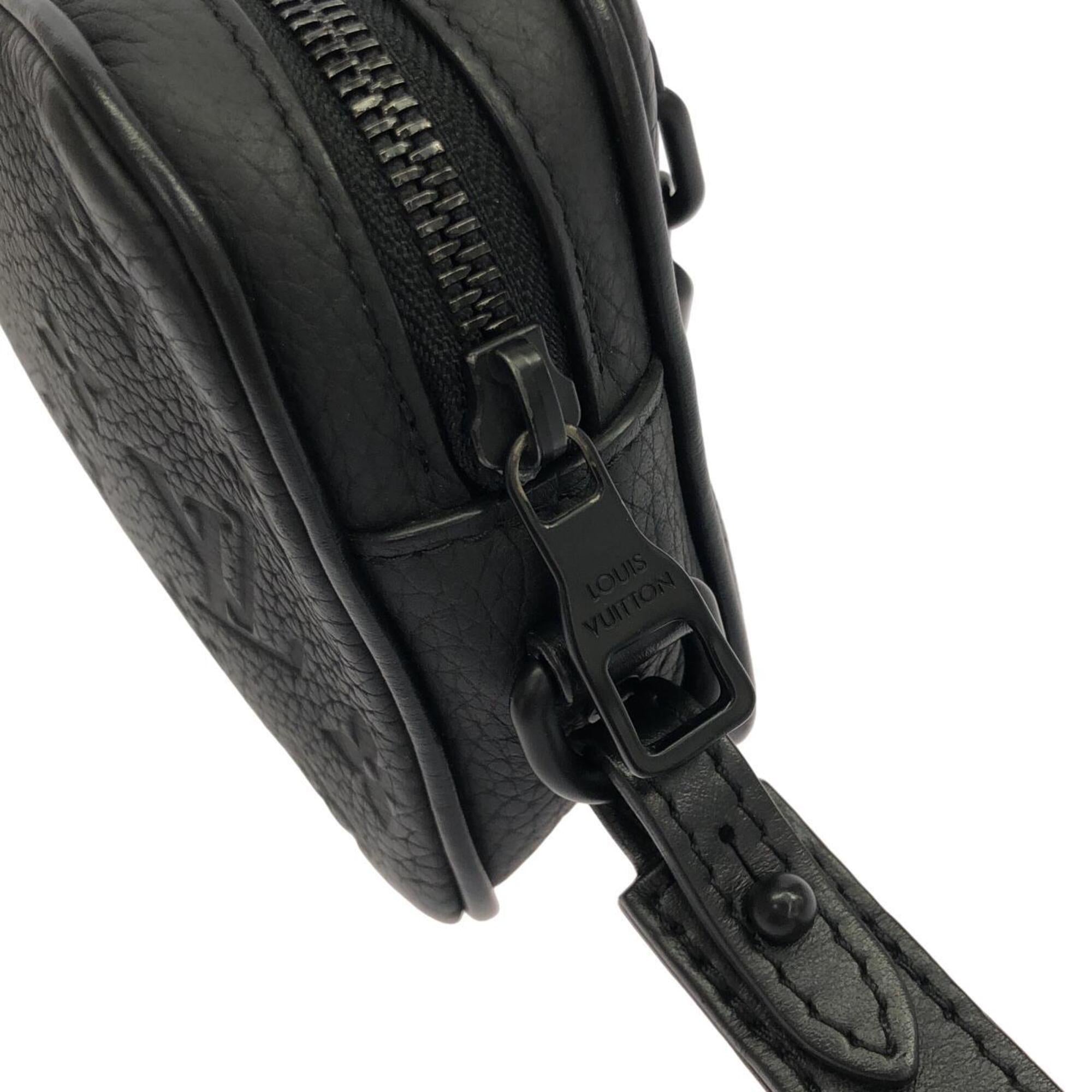 Louis Vuitton Black Leather Handbag Pochette (Pre-Owned)
