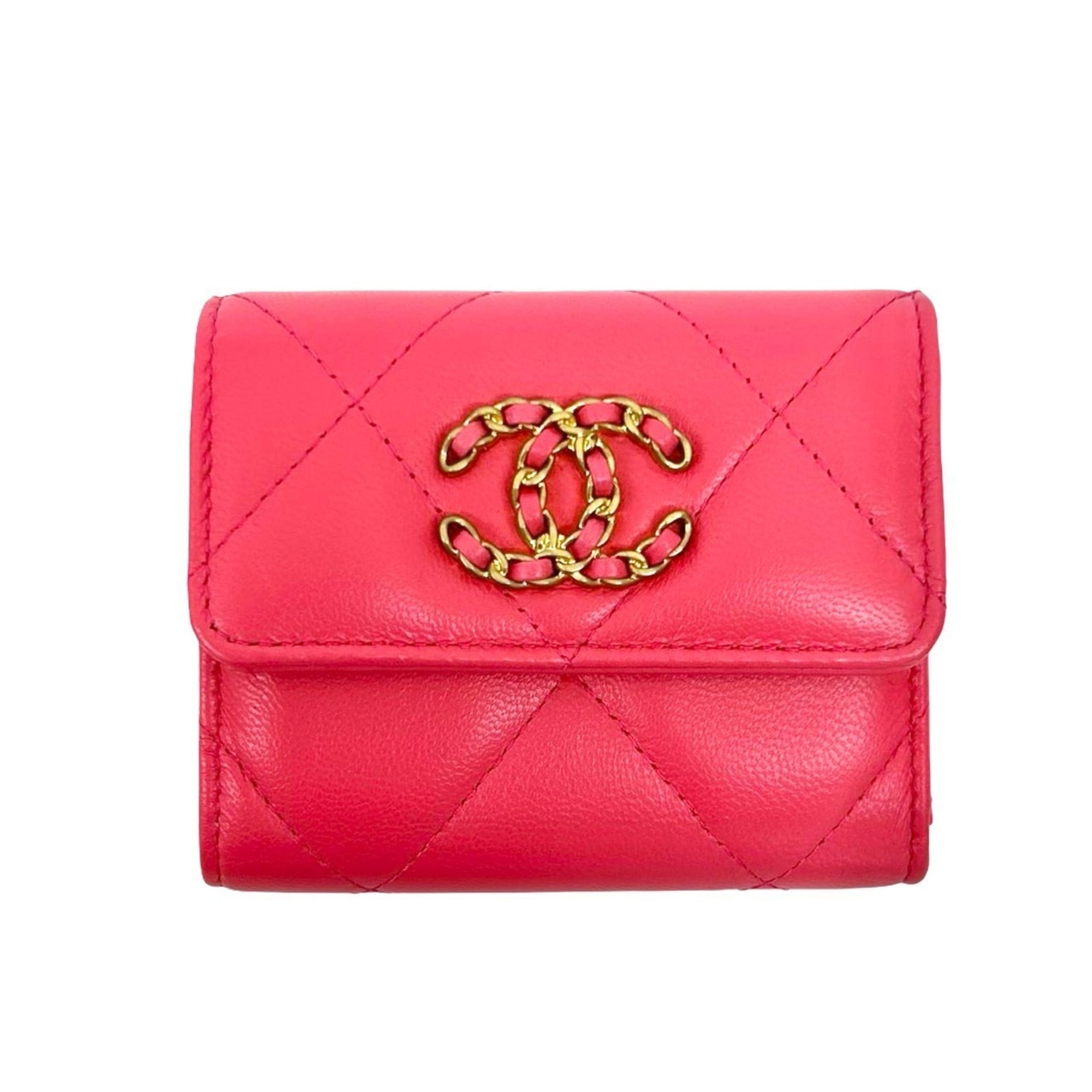 Chanel Pink Leather Wallet (Tri-Fold) (Pre-Owned)