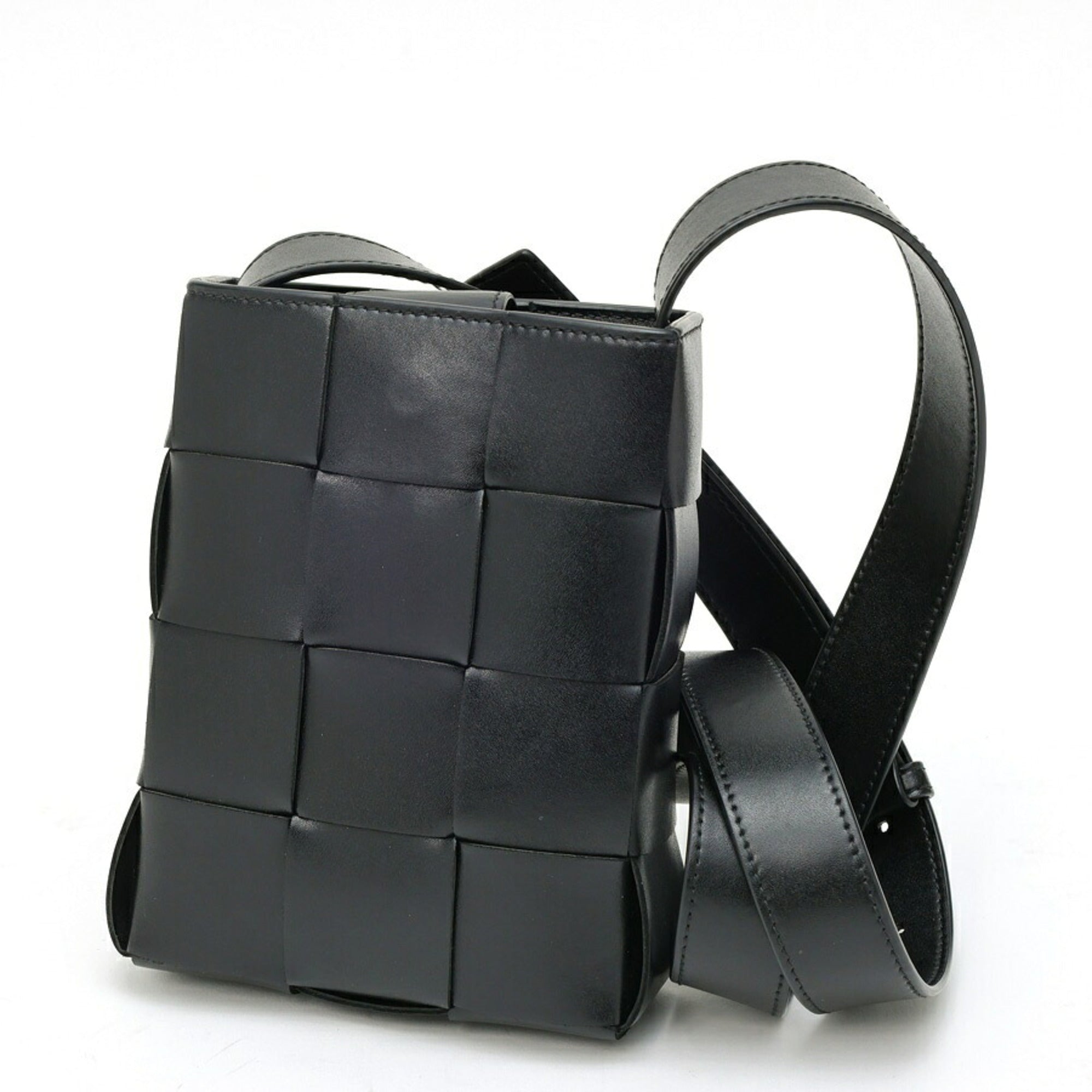 Bottega Veneta Black Leather (Pre-Owned)