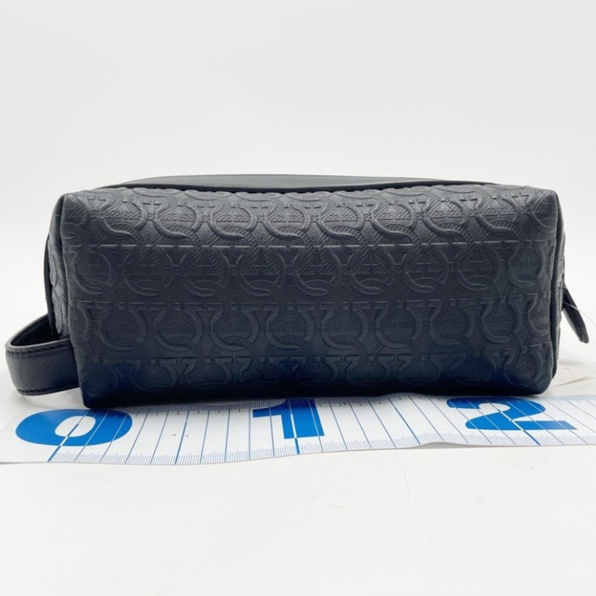 Salvatore Ferragamo Black Leather Clutch Bag (Pre-Owned)