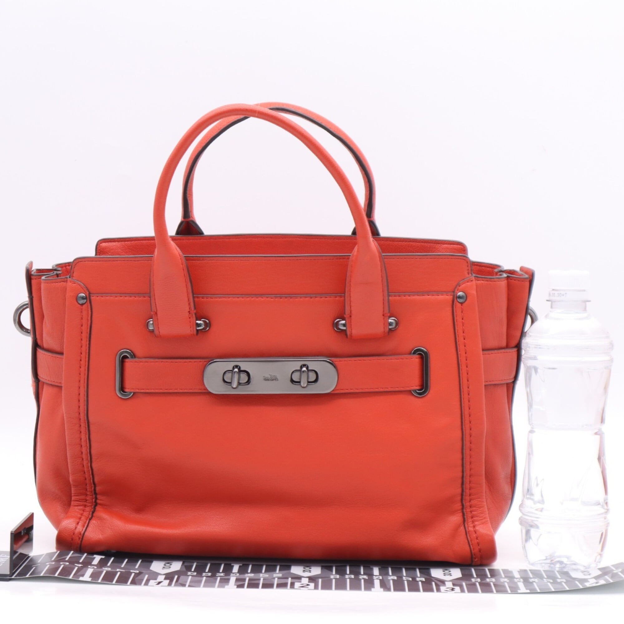 Coach Orange Leather Handbag (Pre-Owned)