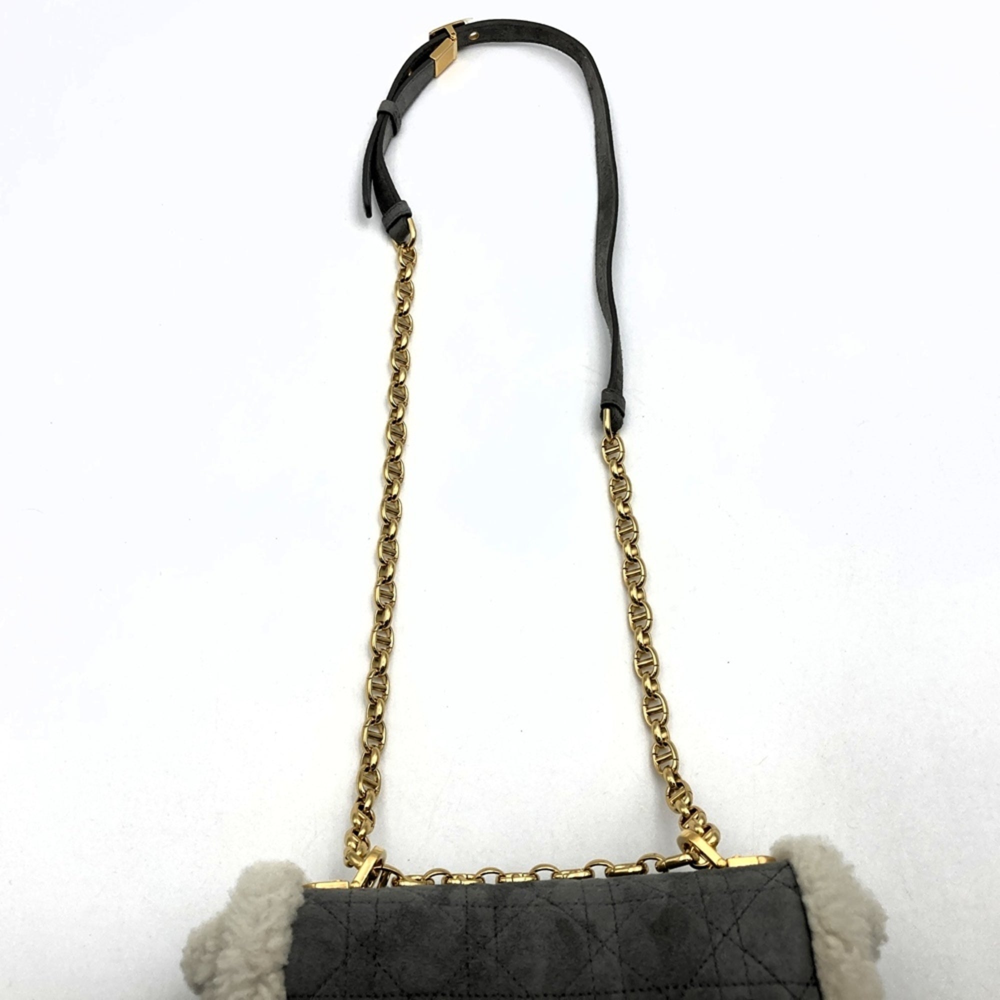 Christian Dior Gray Shoulder Bag (Pre-Owned)