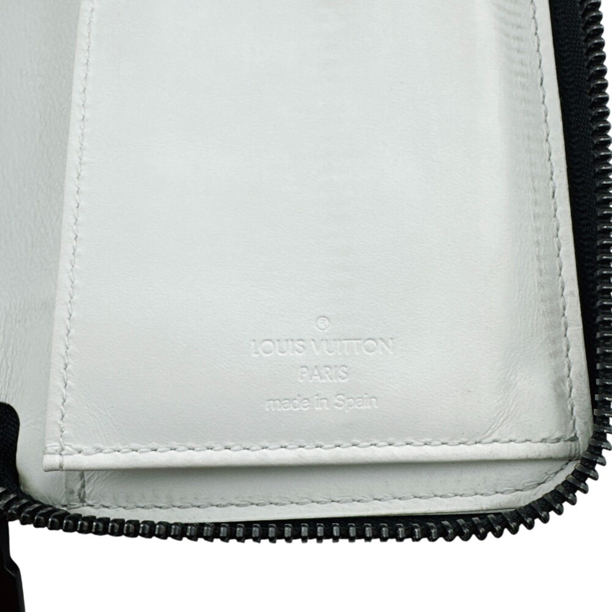 Louis Vuitton Monogram Shadow White Leather Long Wallet (Bi-Fold) (Pre-Owned)