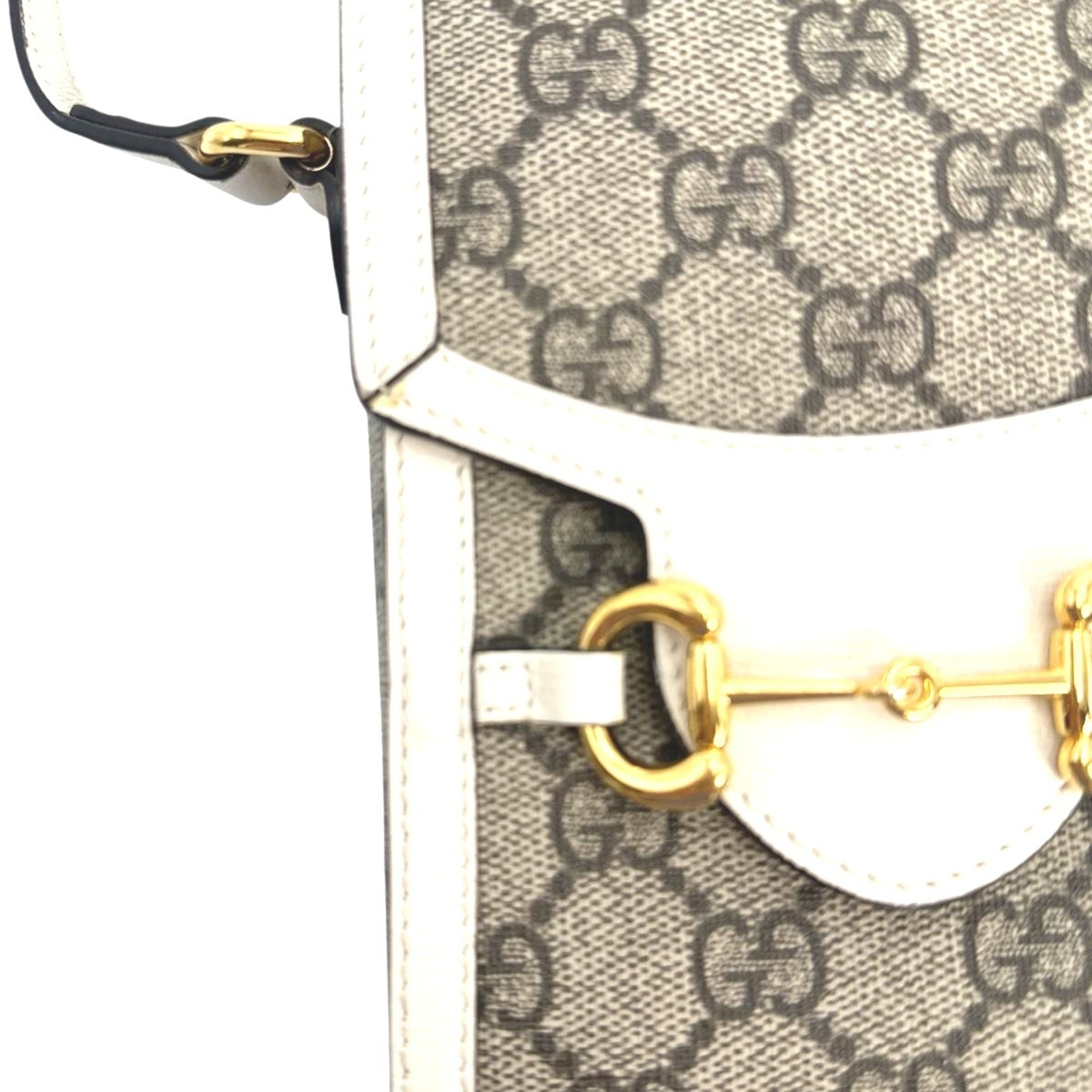 Gucci Beige Gg Canvas Shoulder Bag (Pre-Owned)
