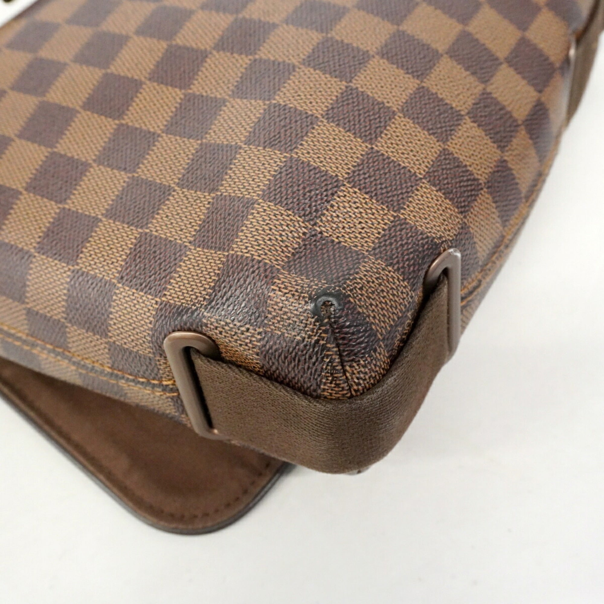 Louis Vuitton Ebene Shoulder Bag (Pre-Owned)