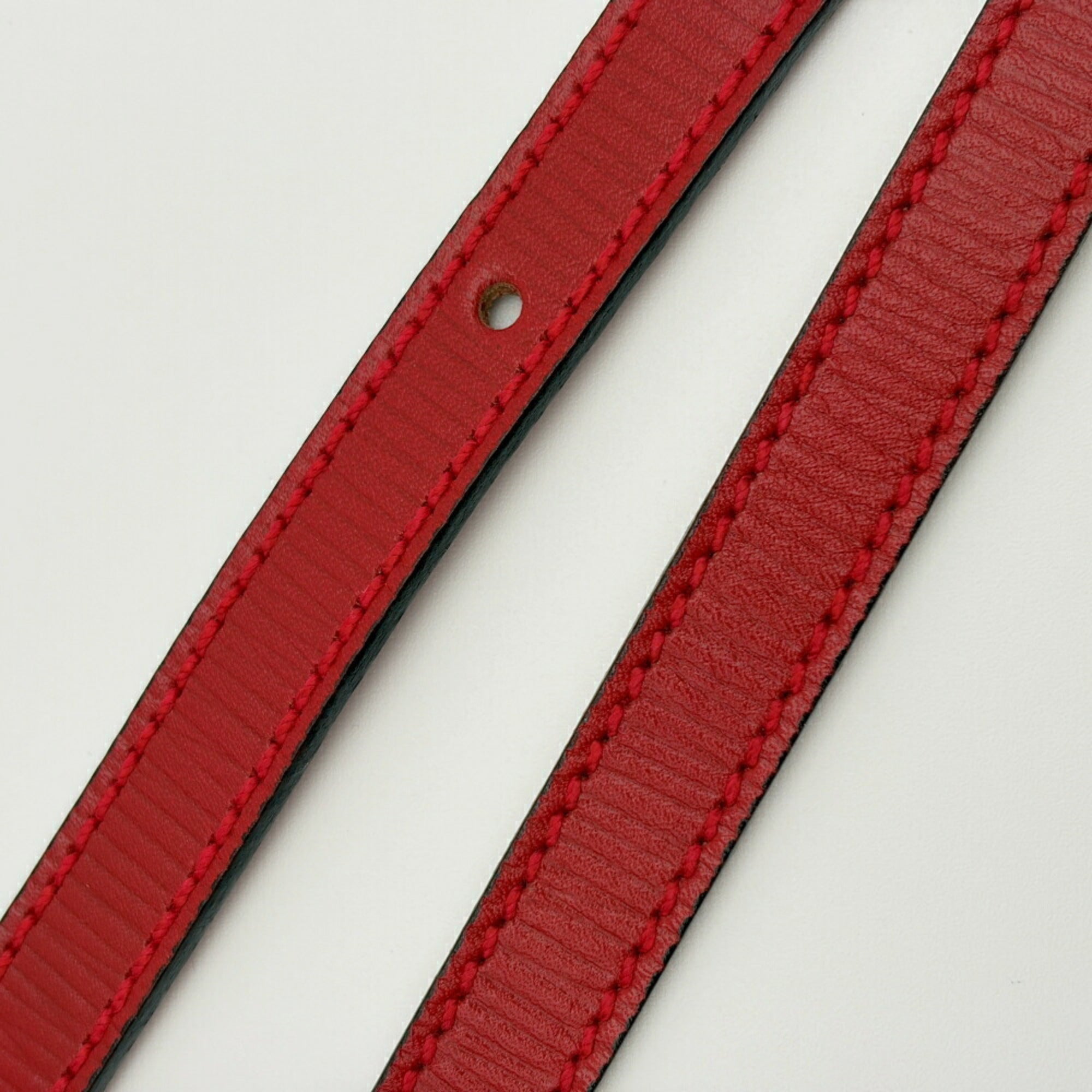 Fendi Red Color Leather Shoulder Bag (Pre-Owned)
