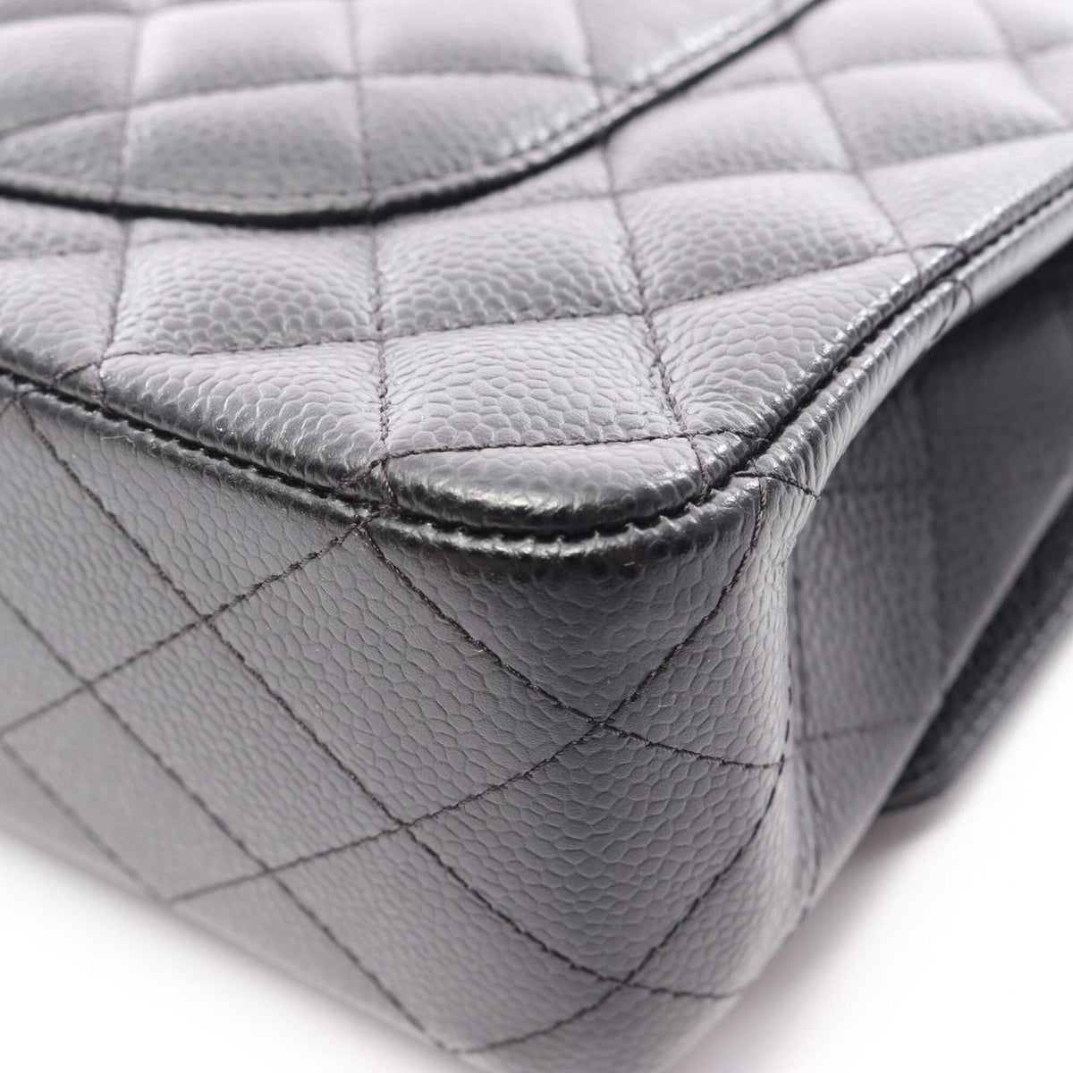 Chanel Black Grained Calfskin Handbag Shoulder Bag (Pre-Owned)