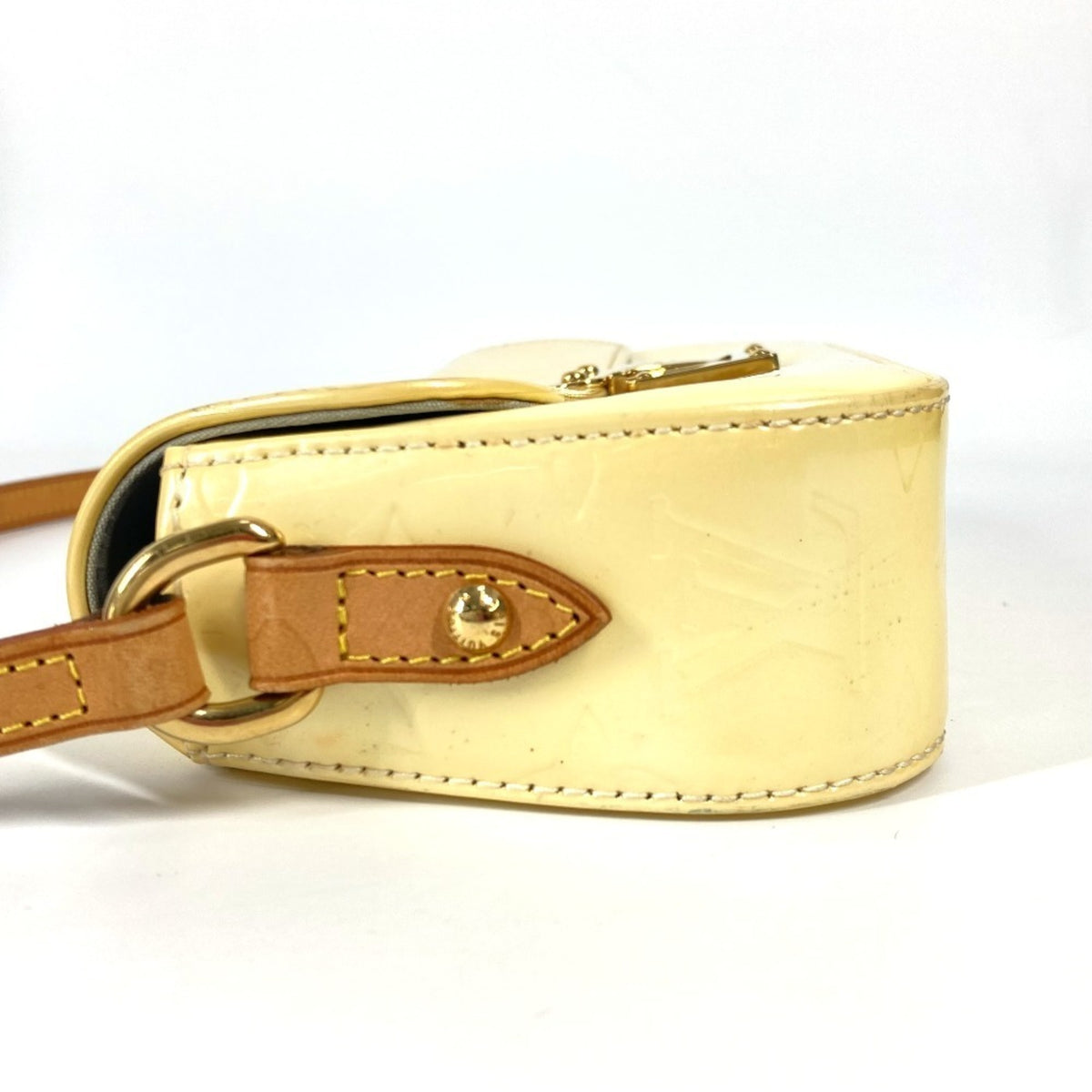 Louis Vuitton Monogram Vernis Pearl White Monogram Vernis Shoulder Bag (Pre-Owned)