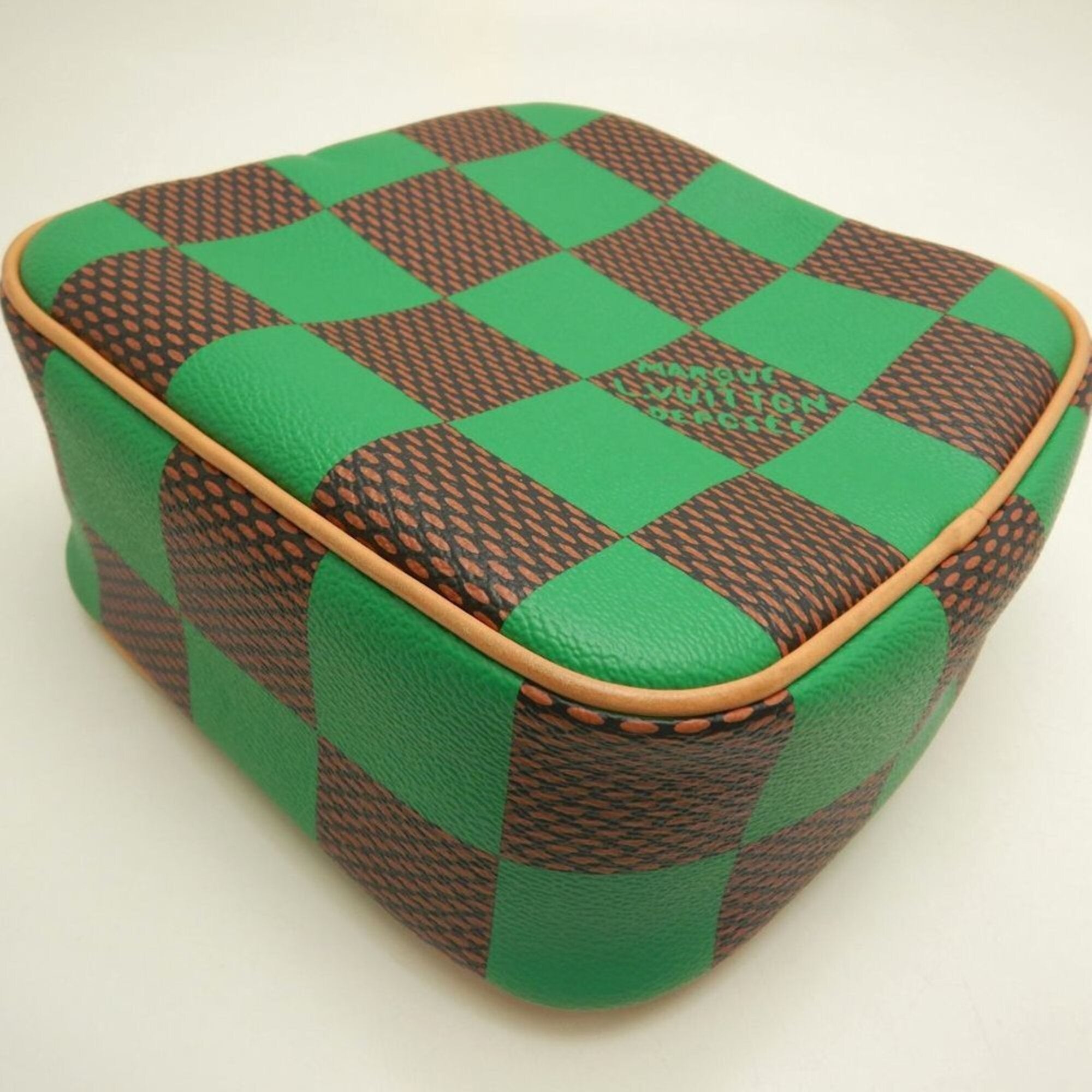Louis Vuitton Vert Coated Canvas Shoulder Bag (Pre-Owned)