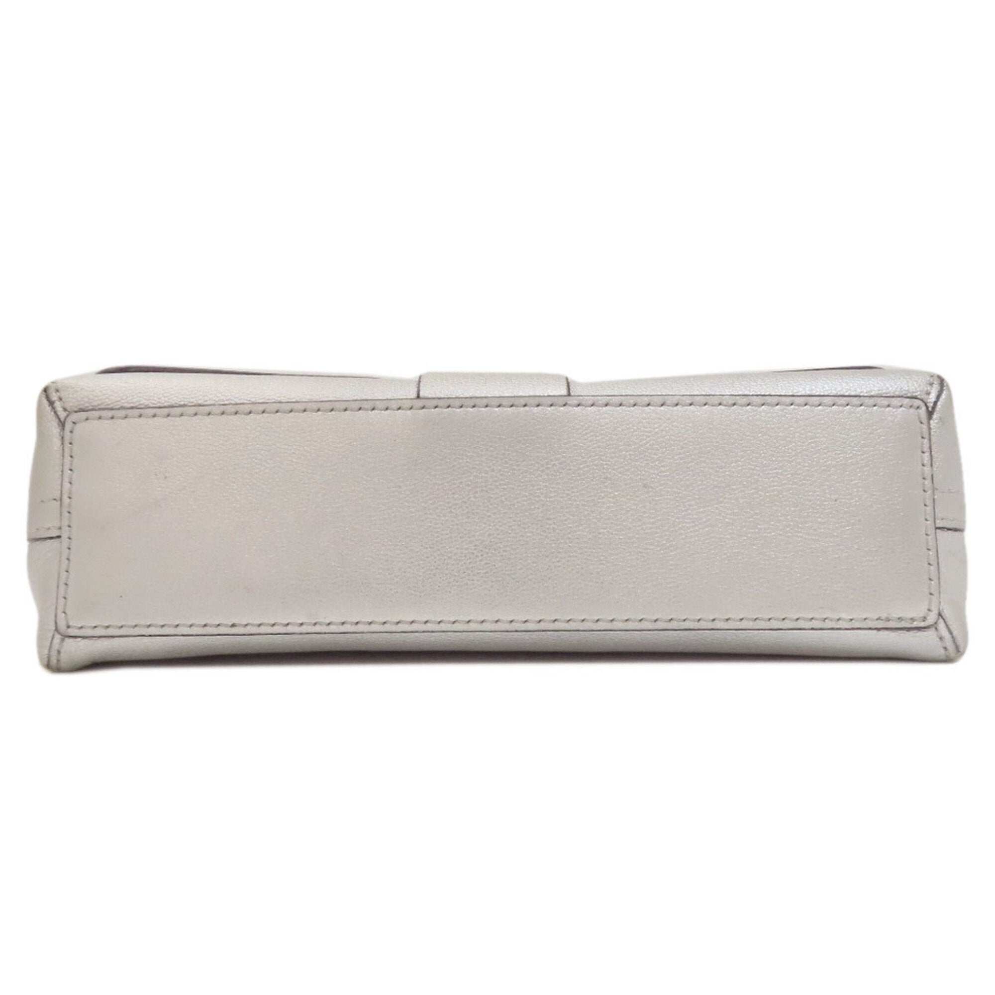 Louis Vuitton Silver Leather Shoulder Bag (Pre-Owned)