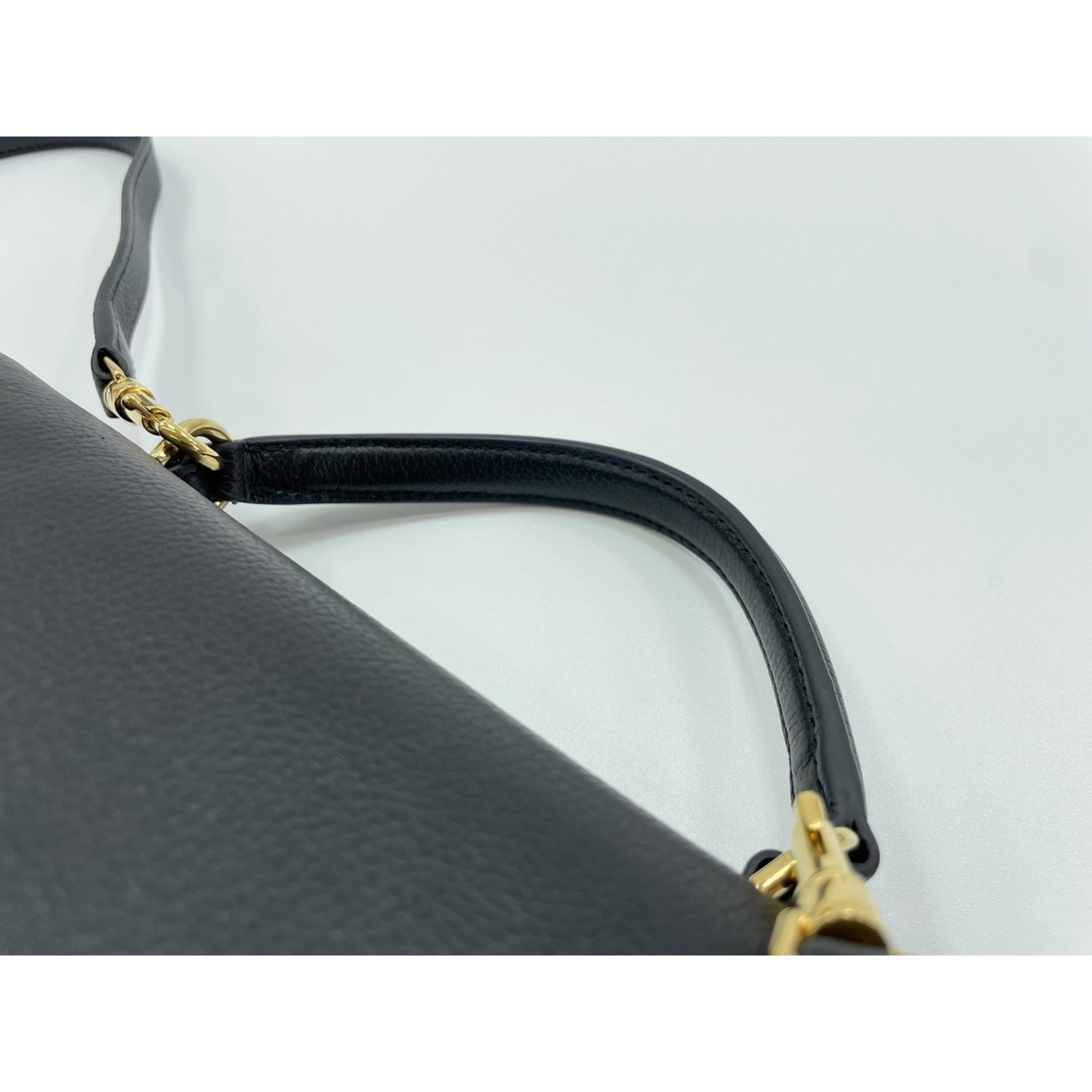 Celine Black Shoulder Bag (Pre-Owned)