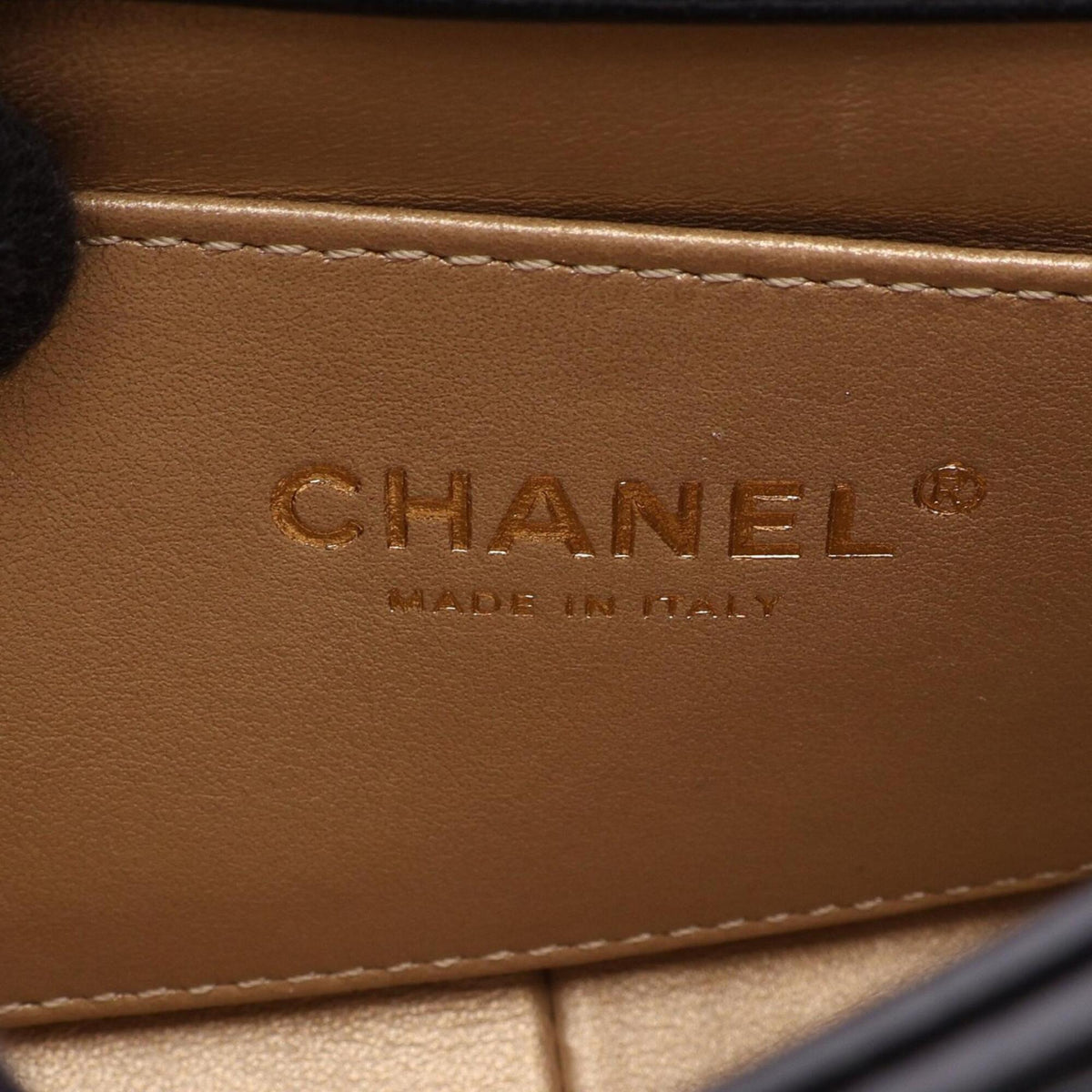 Chanel Black Leather Handbag Shoulder Bag (Pre-Owned)