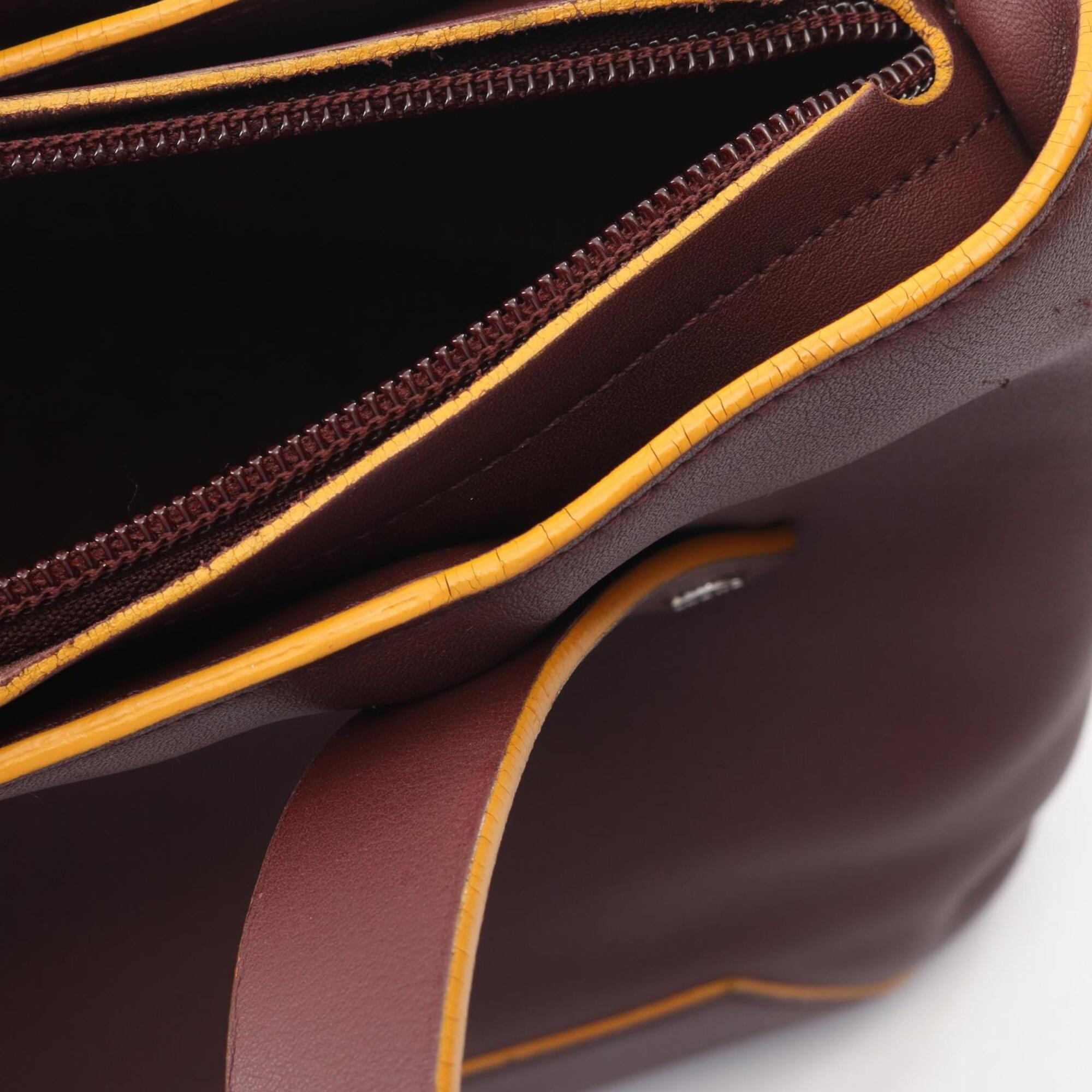 Loewe Bordeaux Leather Handbag (Pre-Owned)