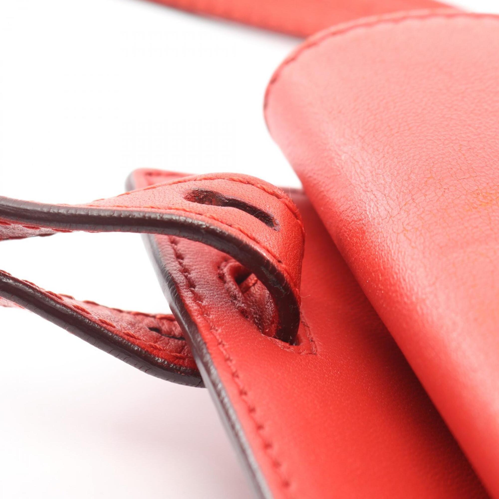 Chloé Red Color Leather Shoulder Bag (Pre-Owned)