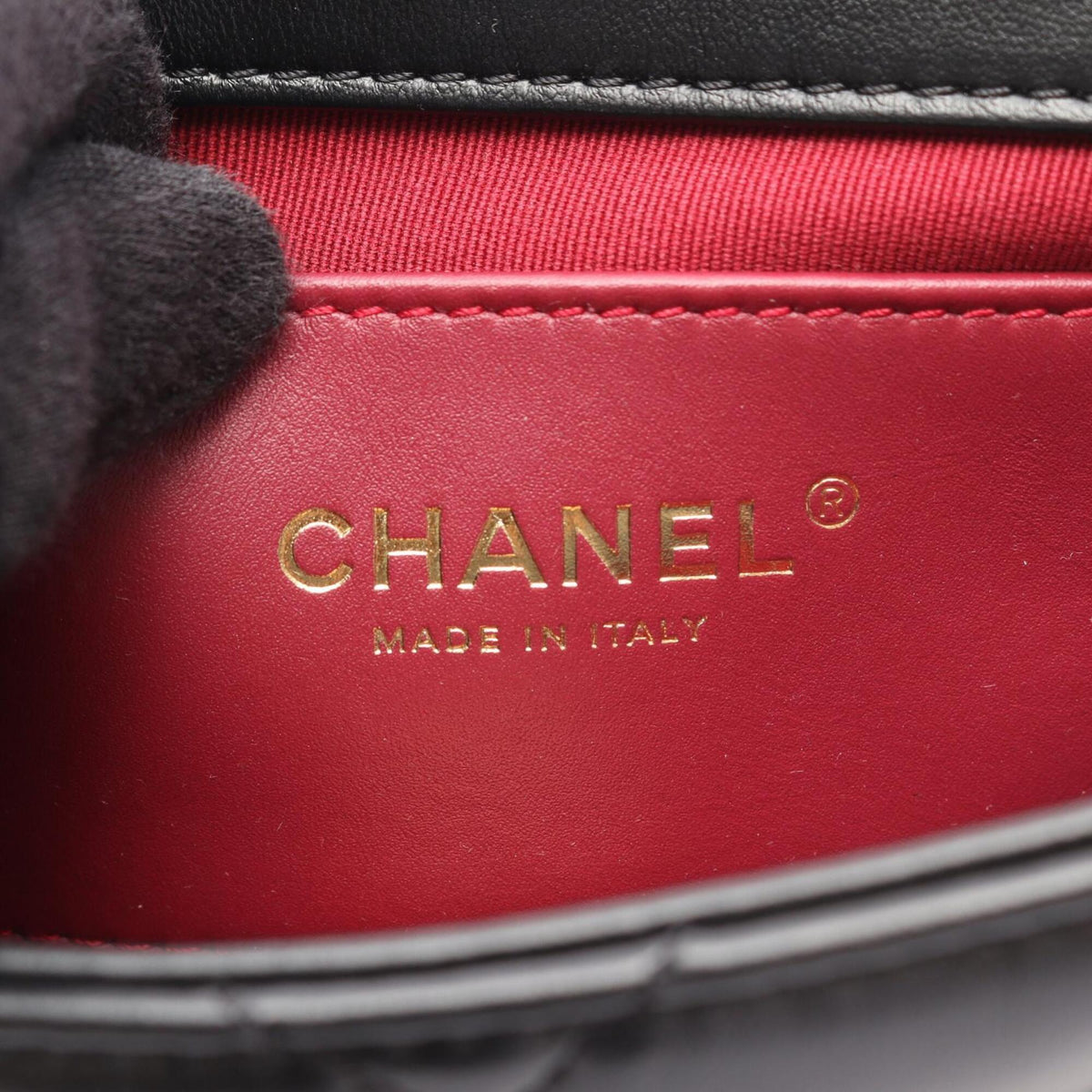 Chanel Black Leather Handbag Shoulder Bag (Pre-Owned)